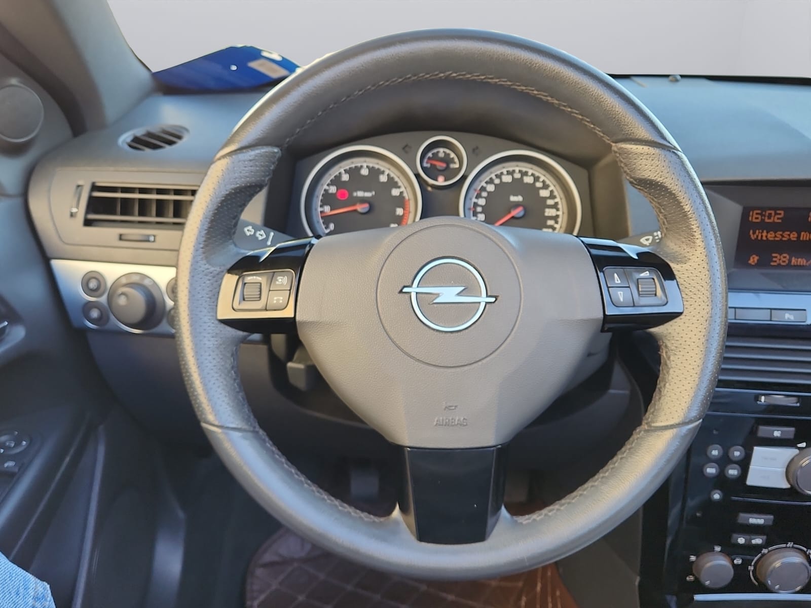 OPEL Astra TT 1.6i 16V Turbo Linea Rossa-image-11