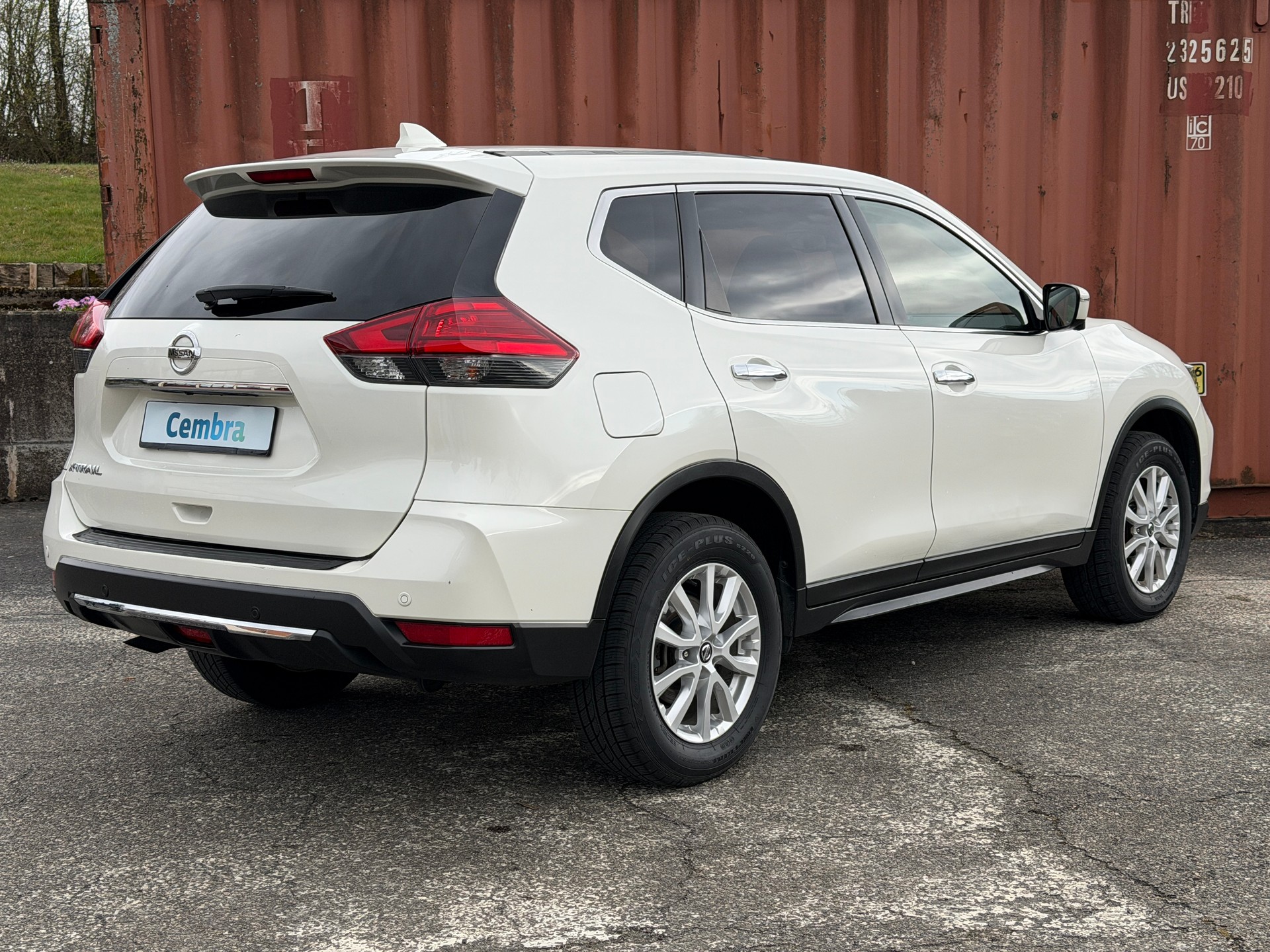 NISSAN X-Trail 2.0 dCi Acenta 4x4-showroom-element-1