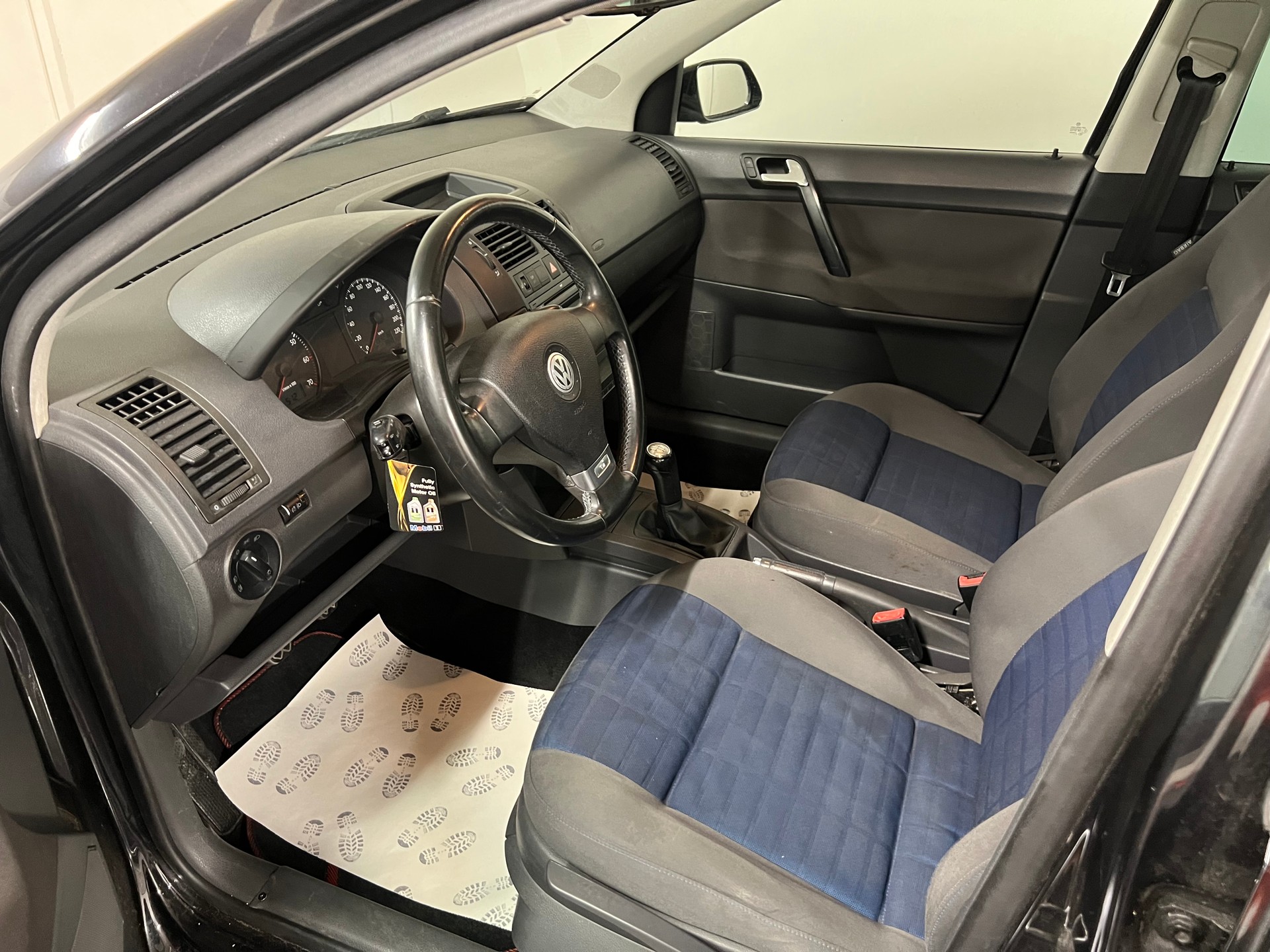 VW Polo 1.4 16V Comfortline-image-9