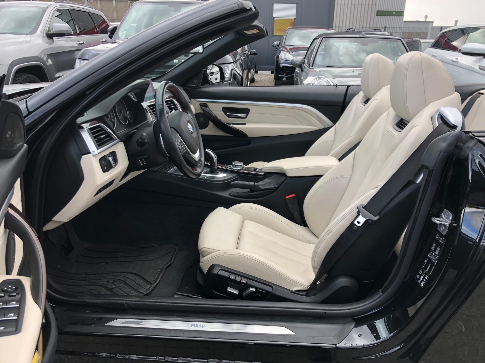 BMW 435d Cabriolet xDrive Sport Line Steptronic-image-16