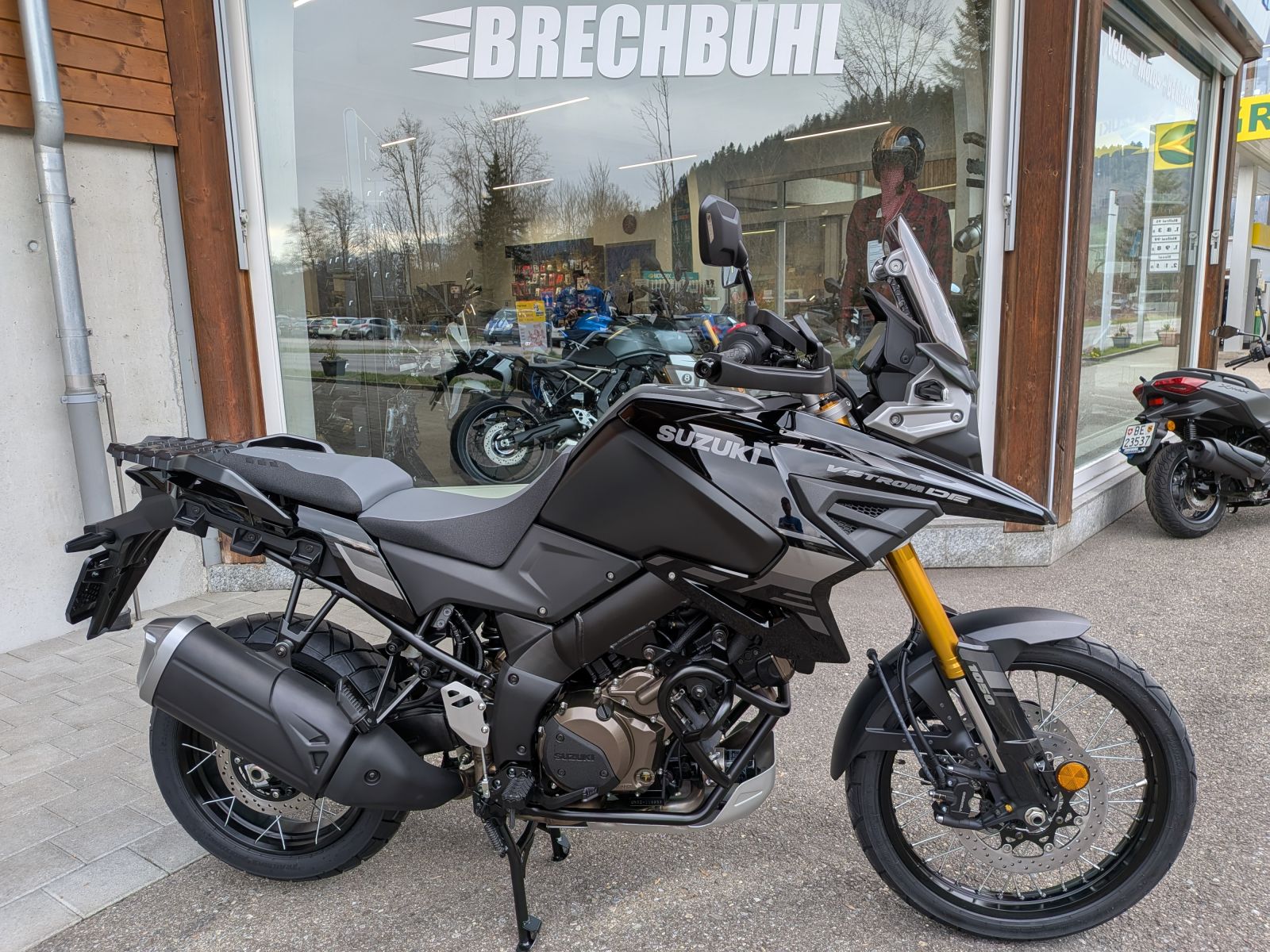 SUZUKI DL 1050 DE