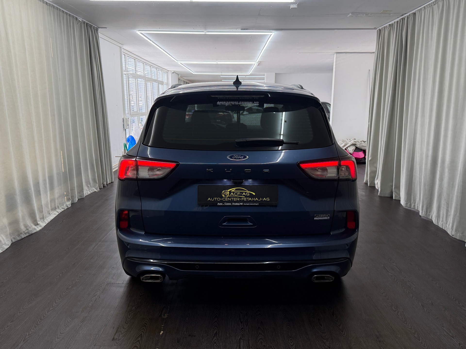 FORD Kuga 2.5 PHEV ST-Line 2WD-image-4