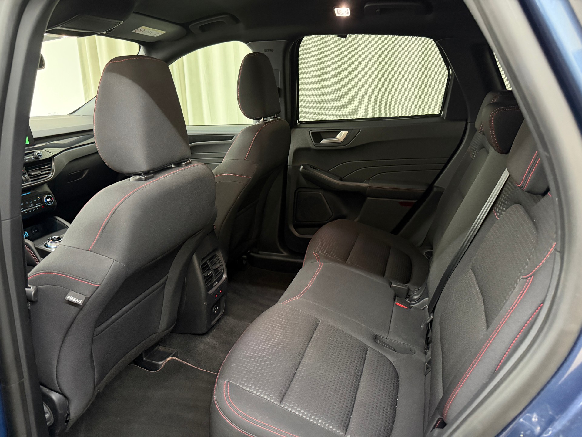 FORD Kuga 2.5 PHEV ST-Line 2WD-image-12