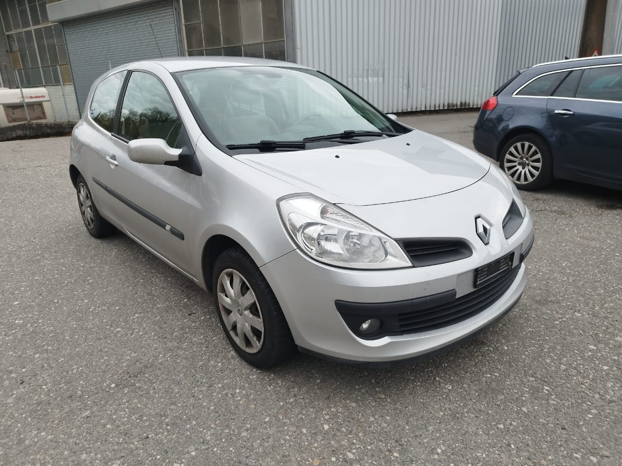 RENAULT Clio 1.6 16V Privilège-image-4