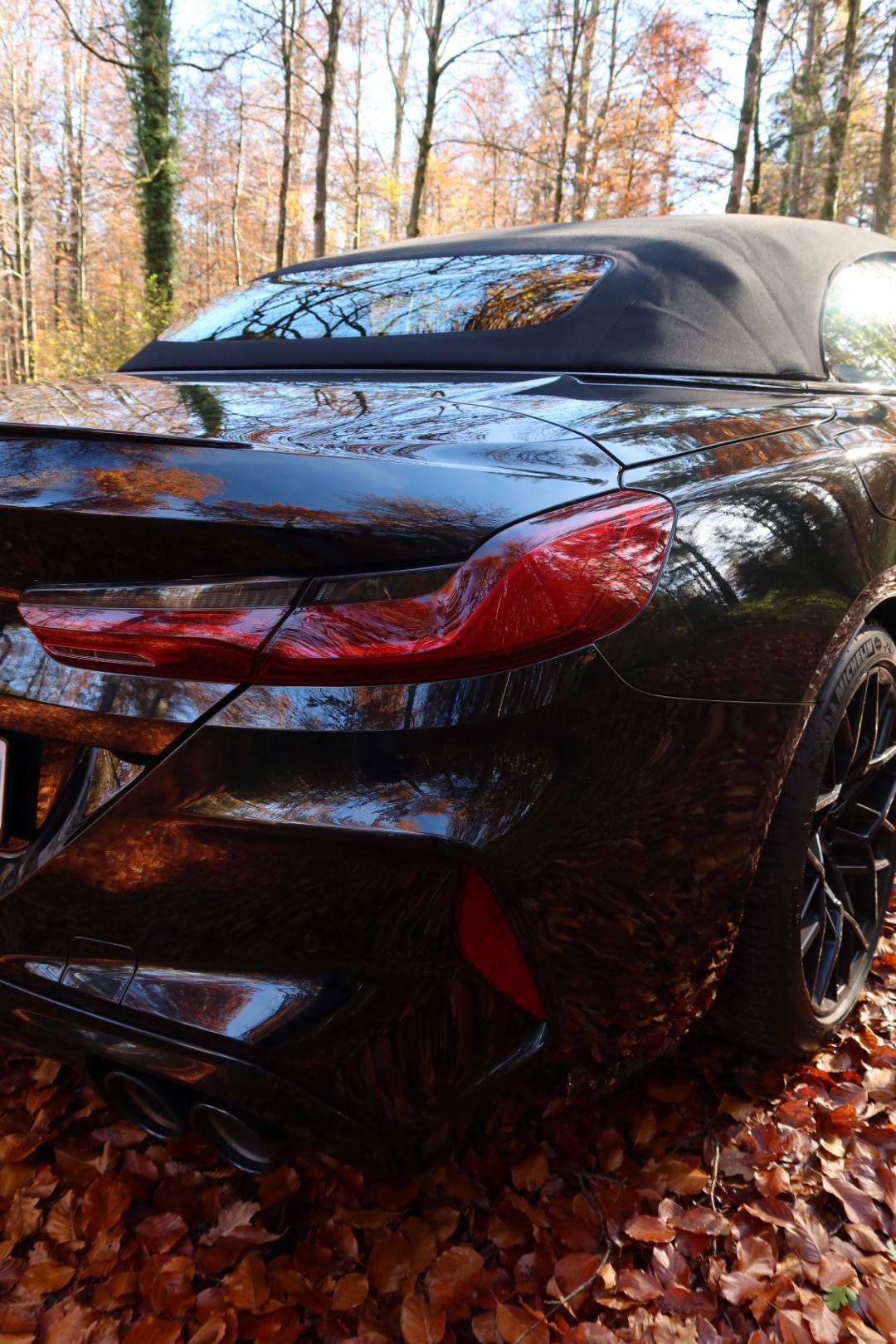BMW M8 xDrive Steptronic M Competition-image-4