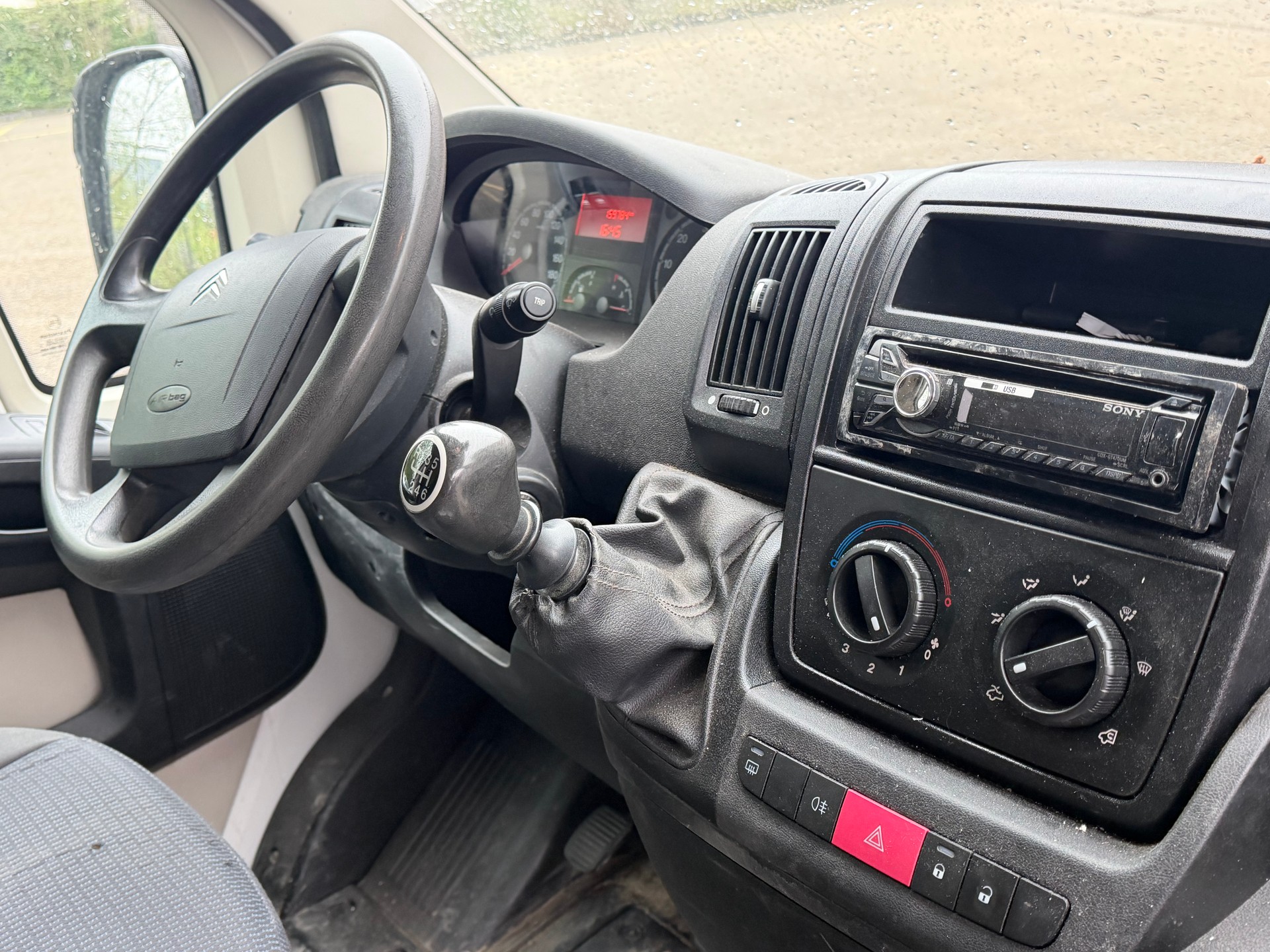 CITROEN Jumper 2.2 HDi 33 L1H1-image-4
