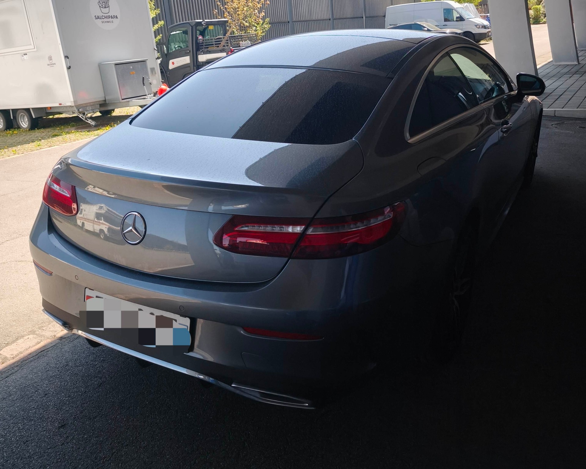 MERCEDES-BENZ E 220 d Coupé AMG Line 4 Matic 9G-Tronic-image-1