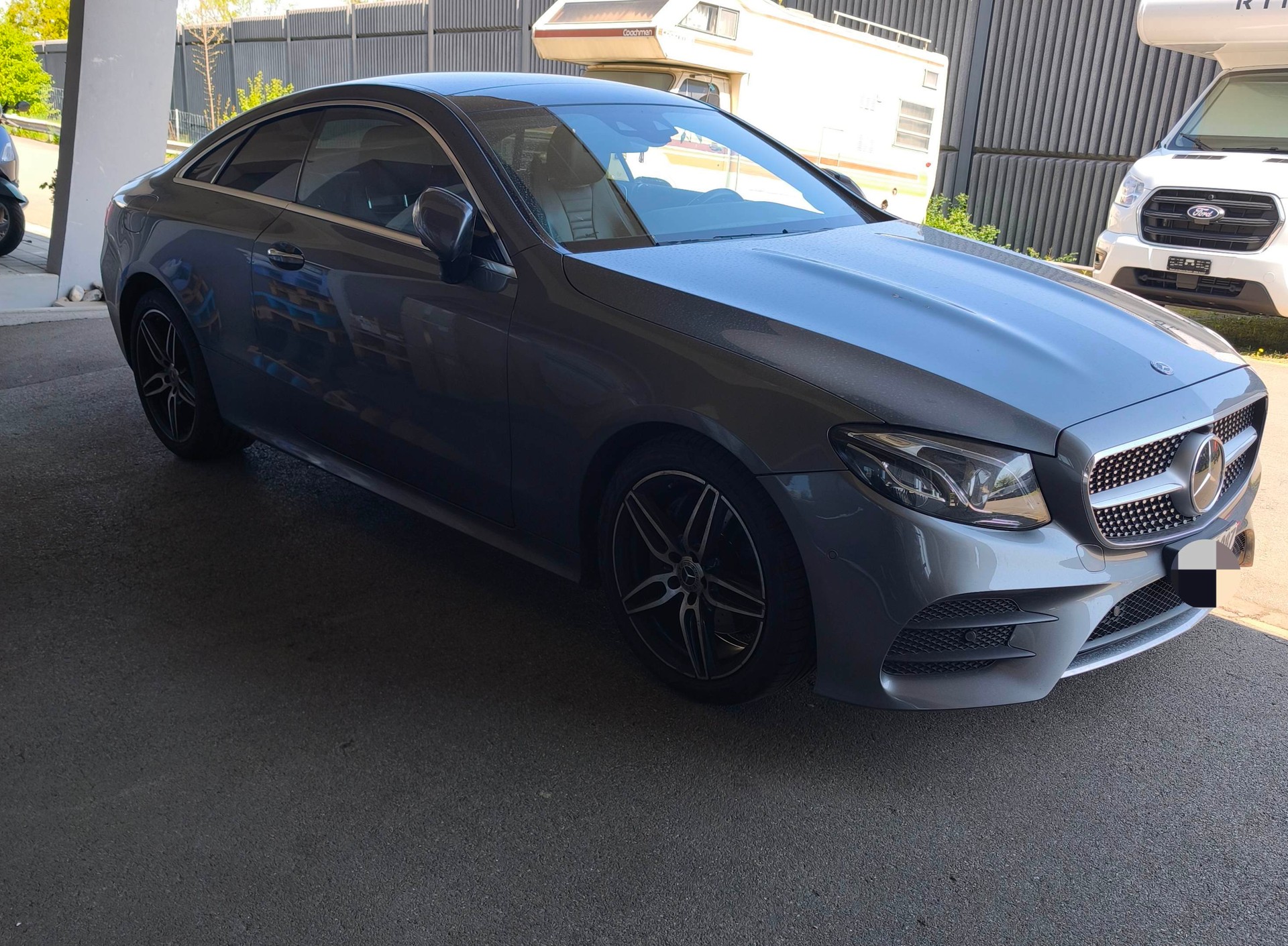 MERCEDES-BENZ E 220 d Coupé AMG Line 4 Matic 9G-Tronic-image-0