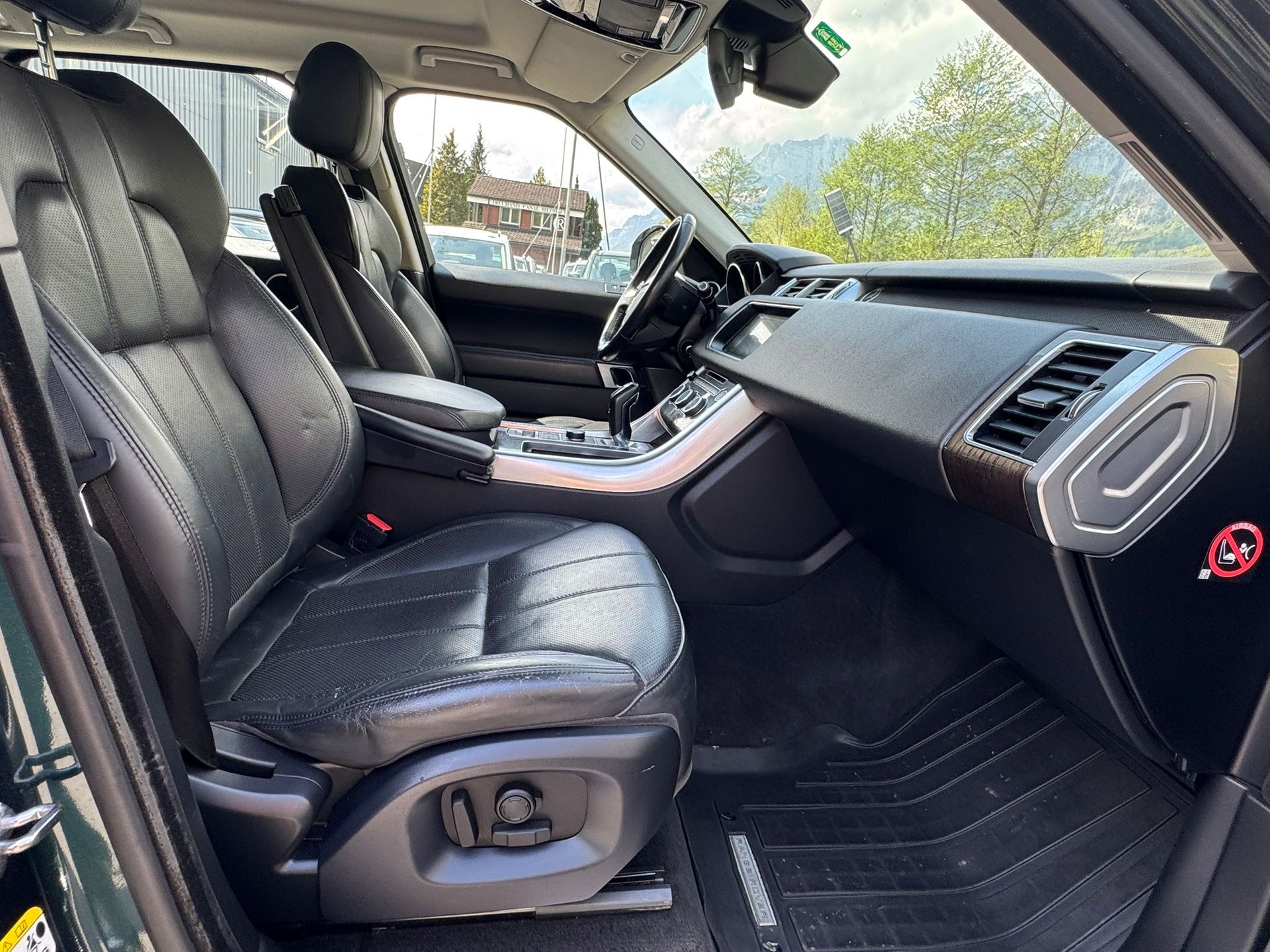 LAND ROVER Range Rover Sport 2.0SD4 S Automatic-image-5