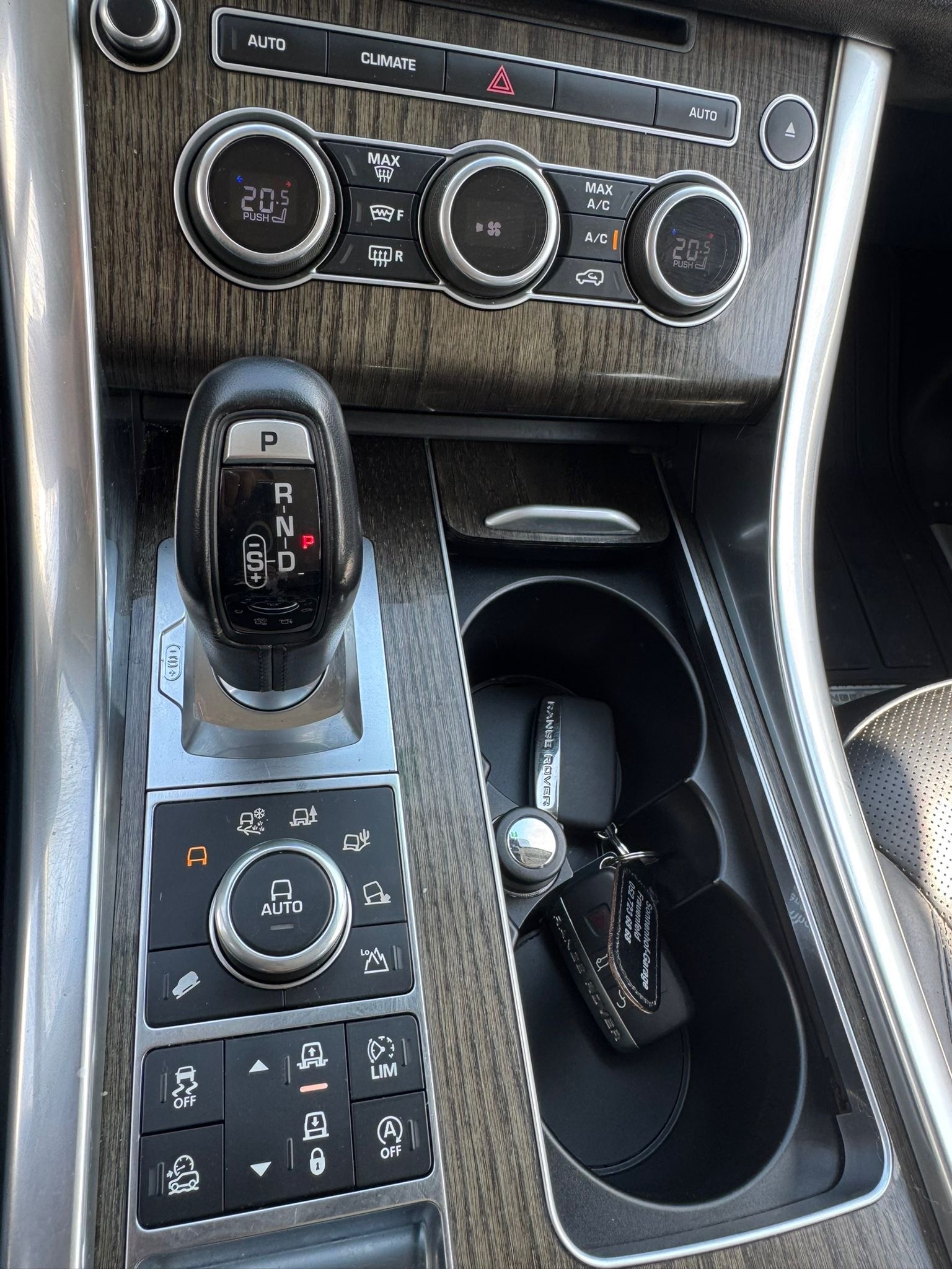 LAND ROVER Range Rover Sport 2.0SD4 S Automatic-image-13