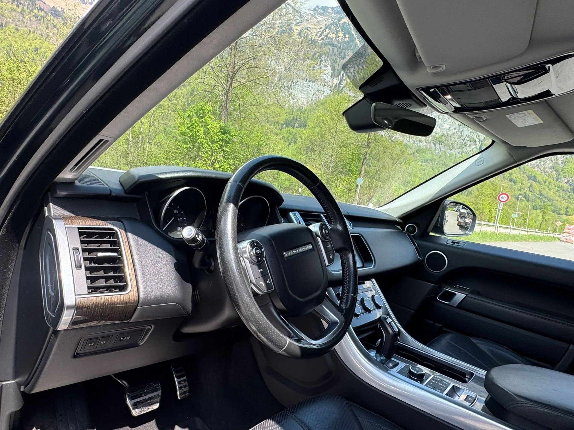 LAND ROVER Range Rover Sport 2.0SD4 S Automatic-image-2