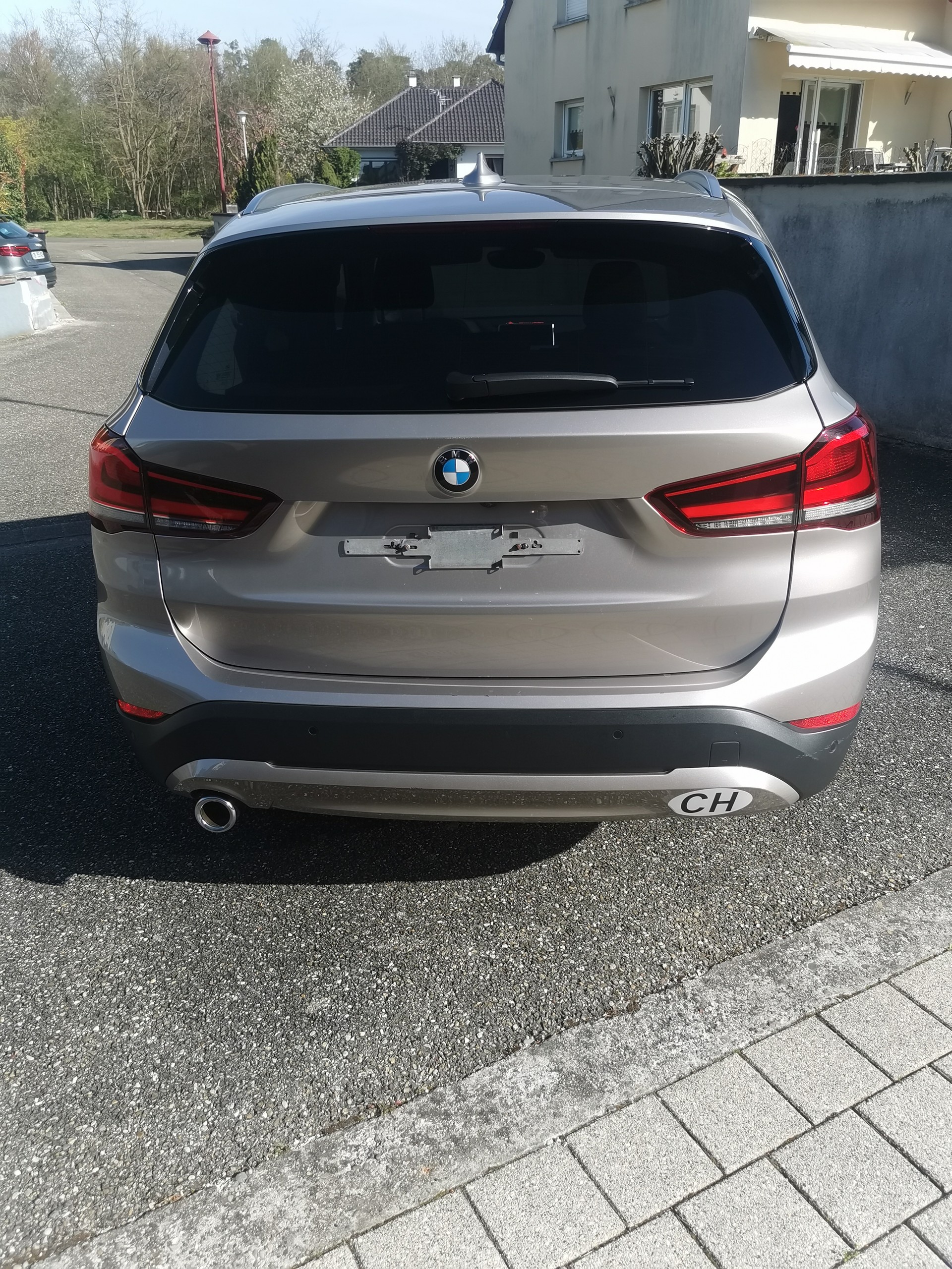 BMW X1 sDrive 18i Steptronic DSK-image-1