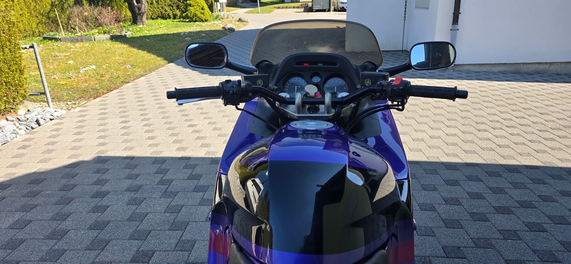 HONDA CBR 1000 F Dual-CBS-image-2
