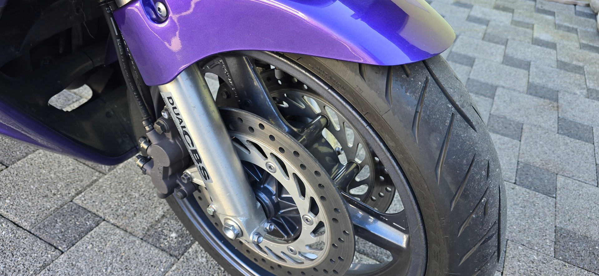 HONDA CBR 1000 F Dual-CBS-image-11