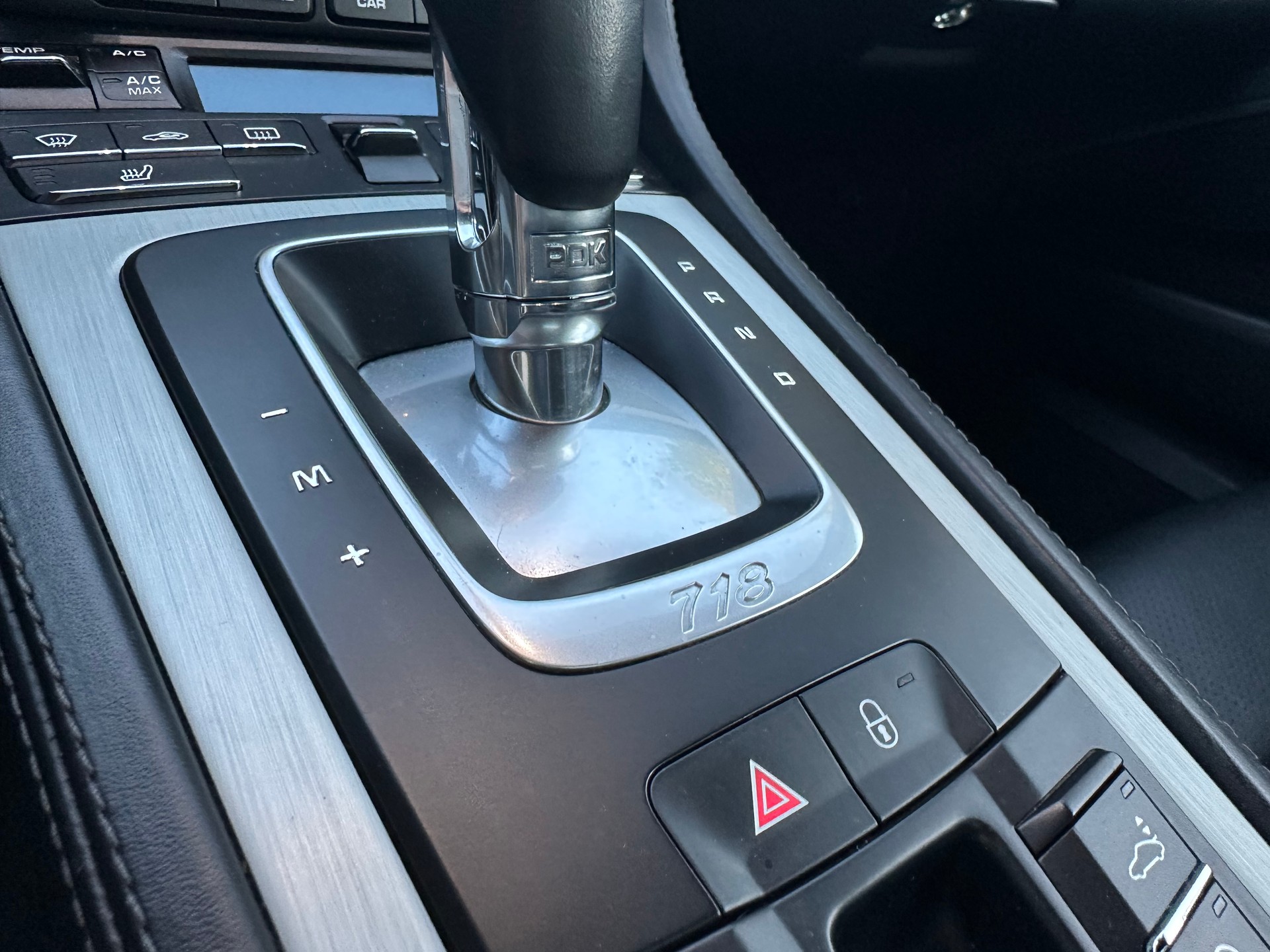 PORSCHE 718 Boxster 2.0 PDK in Graphitblau Metallic, Schweizer Fahrzeug, ohne OPF, frisch ab Service!-image-15