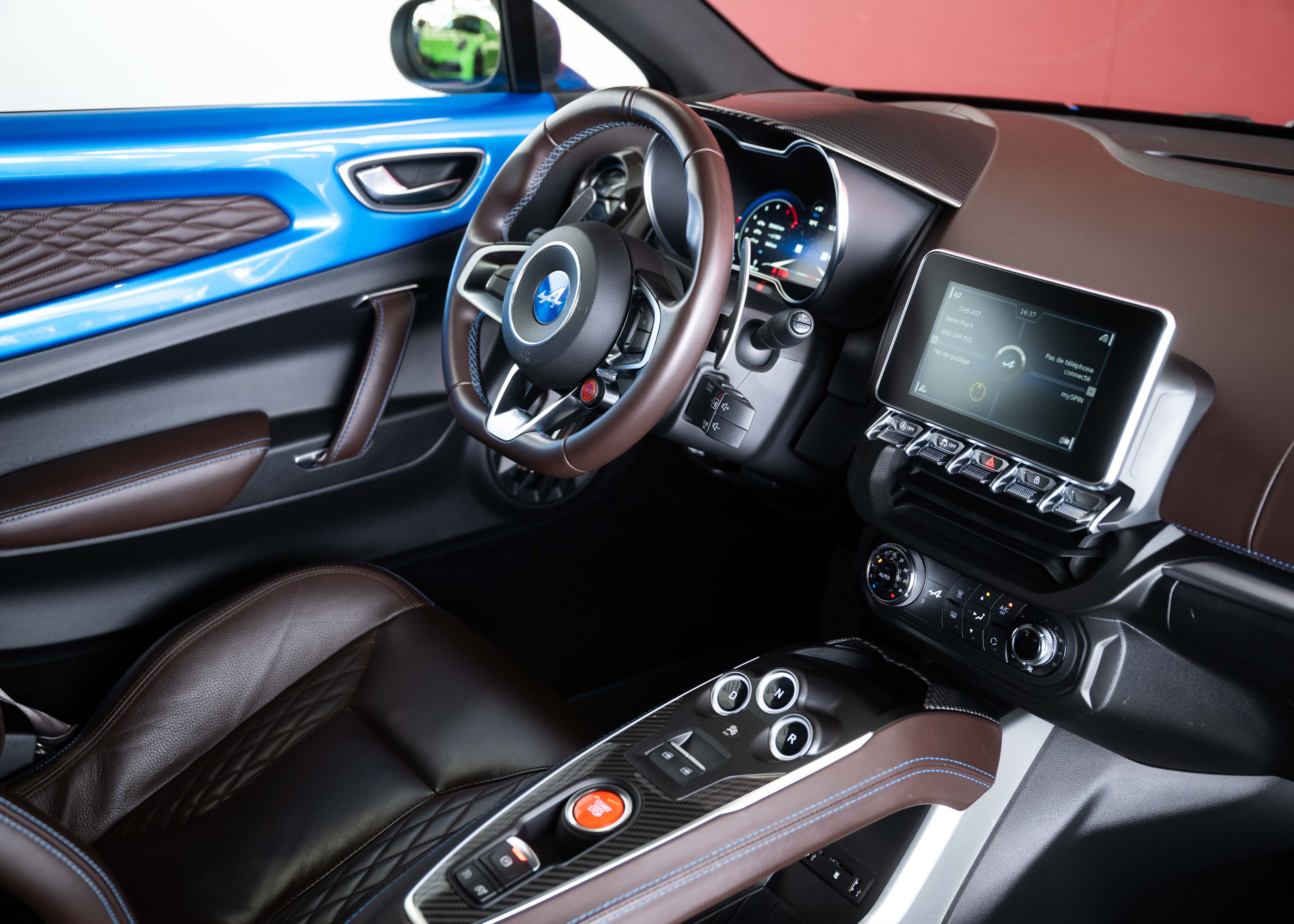 Image ALPINE A110 Alpine A110 Lègende (Leasing 2.99%, 1st hand Swiss car, mint condition, full service history)