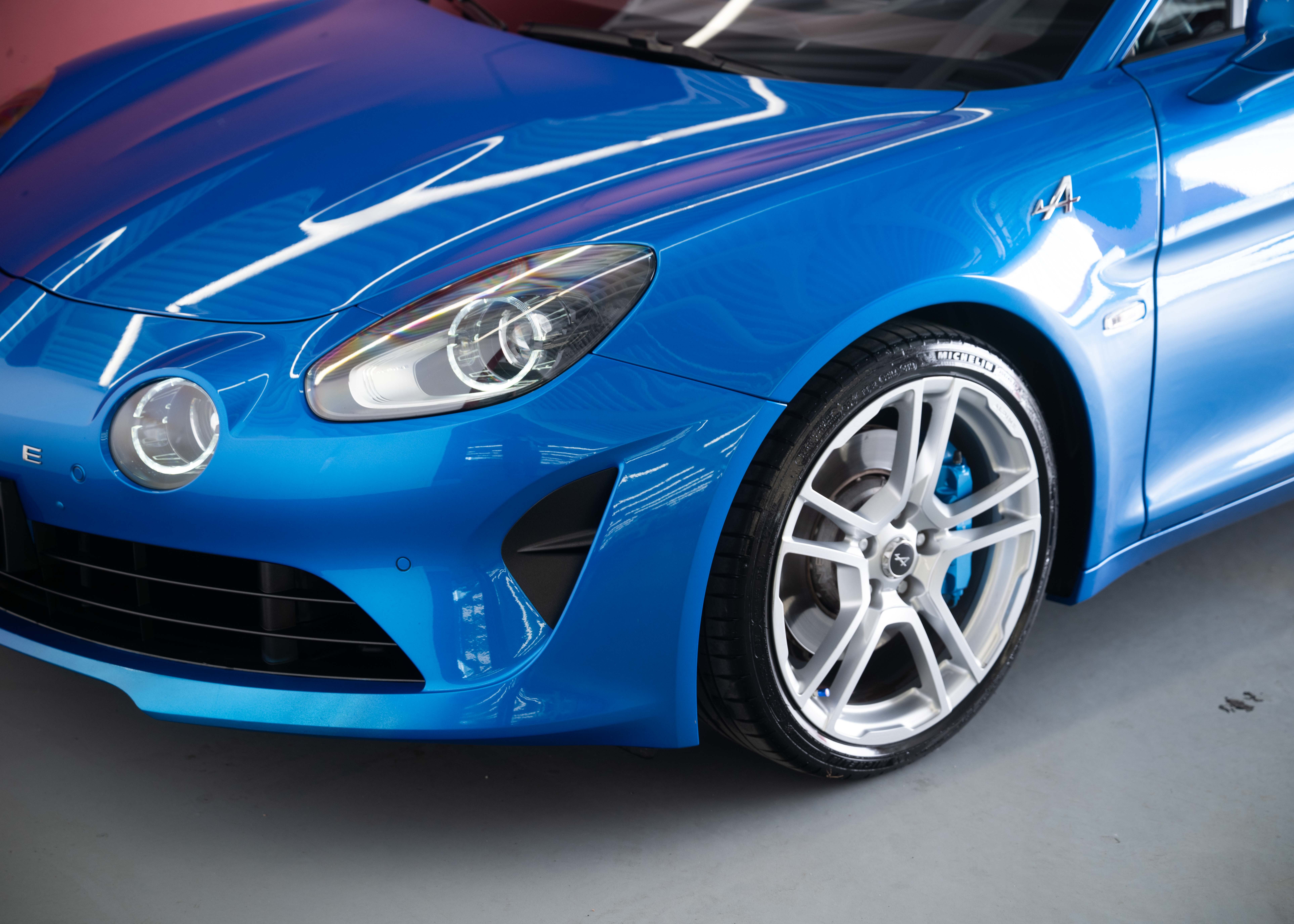 Image ALPINE A110 Alpine A110 Lègende (Leasing 2.99%, 1st hand Swiss car, mint condition, full service history)