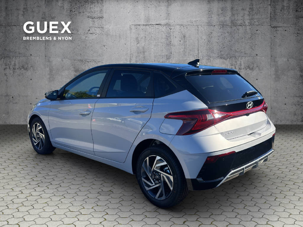 HYUNDAI i20 1.0 T-GDi Amplia-image-2