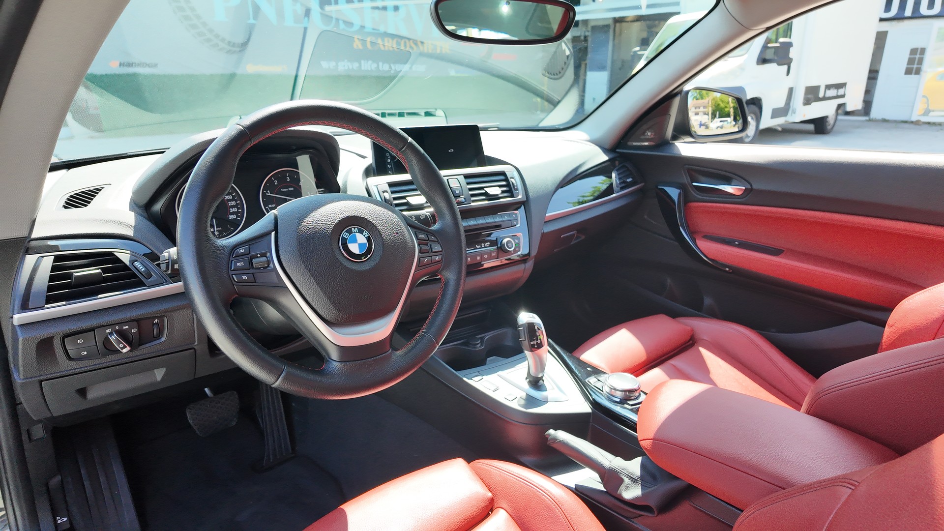 BMW 220d xDrive Sport-image-9