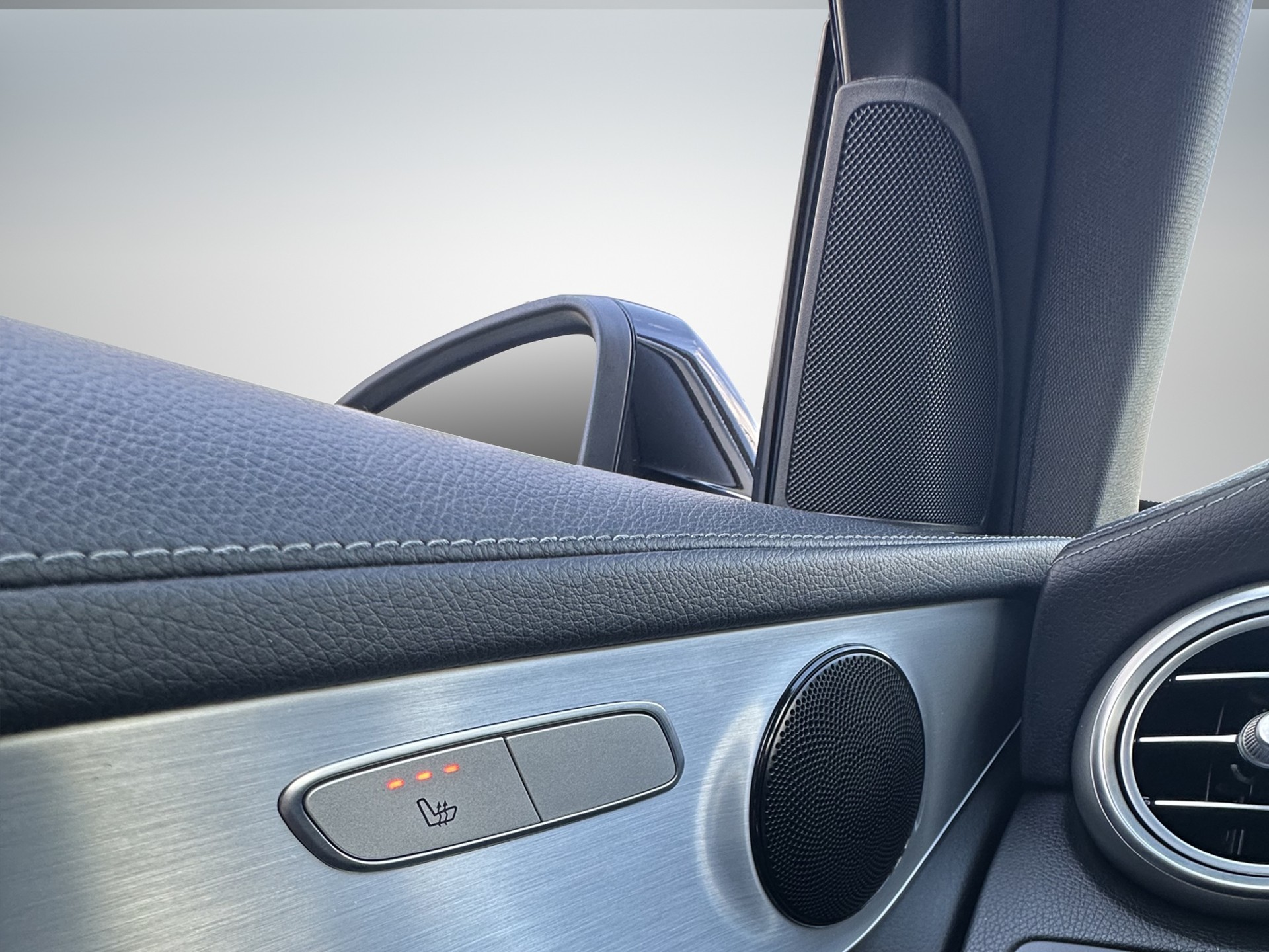 MERCEDES-BENZ GLC 250 Exclusive 4Matic 9G-Tronic-image-14