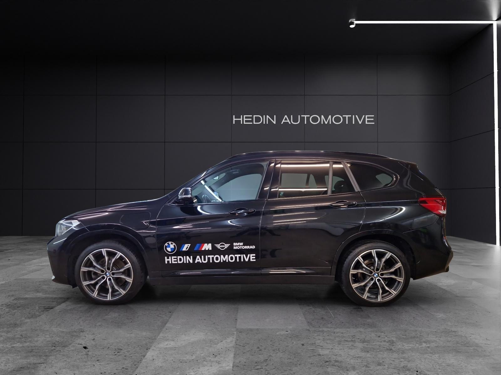 BMW X1 25e xDrive-showroom-element-1