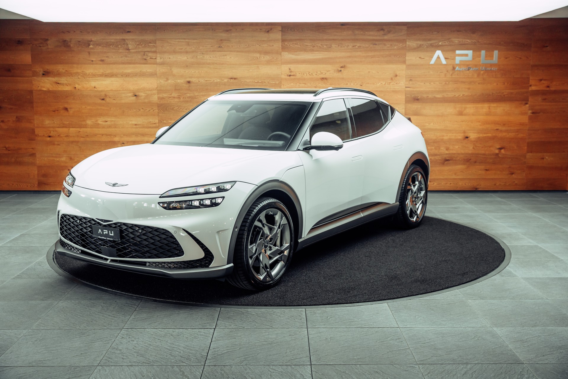 GENESIS GV60 77.4 kWh Sport Plus AWD-image-3