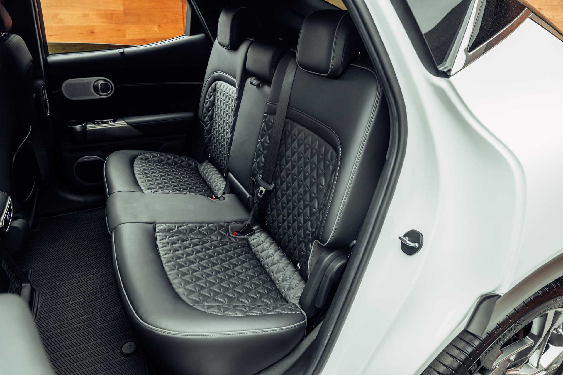 GENESIS GV60 77.4 kWh Sport Plus AWD-image-7