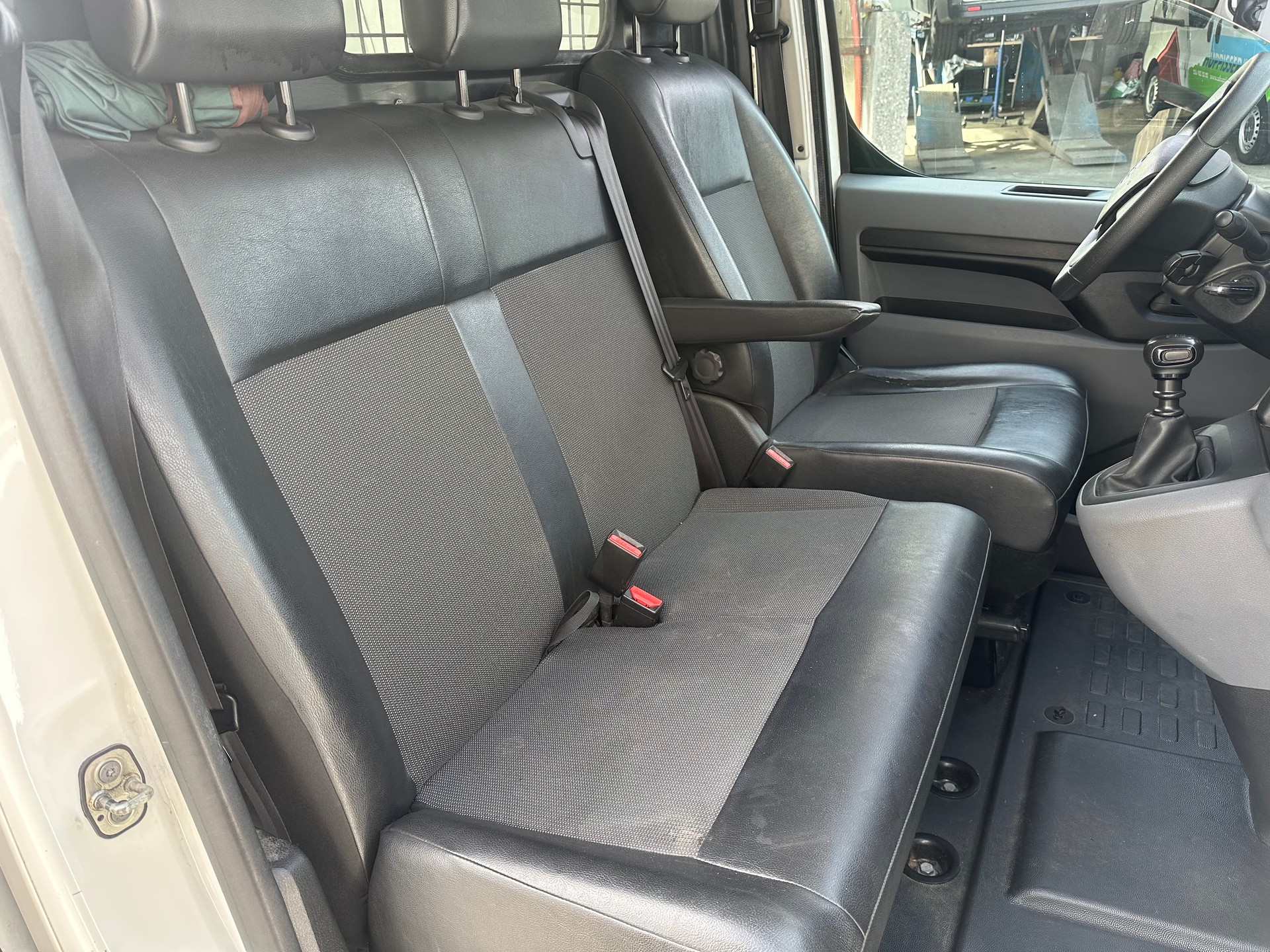 OPEL Vivaro Cargo 1.5 CDTI Essentia s/s DK fix M-image-12
