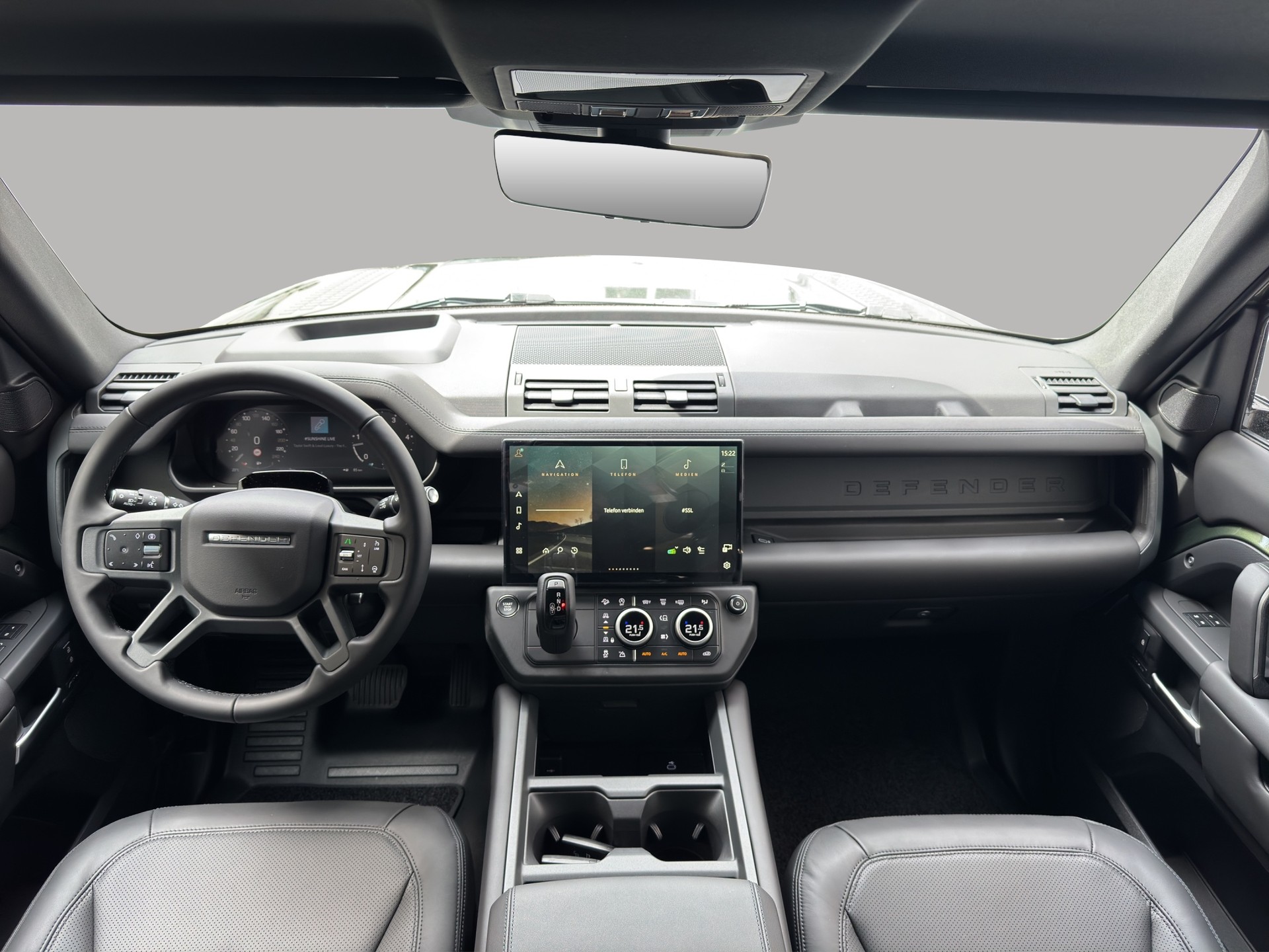 LAND ROVER Defender 110 3.0 D I6 250 X-Dynamic SE-image-7