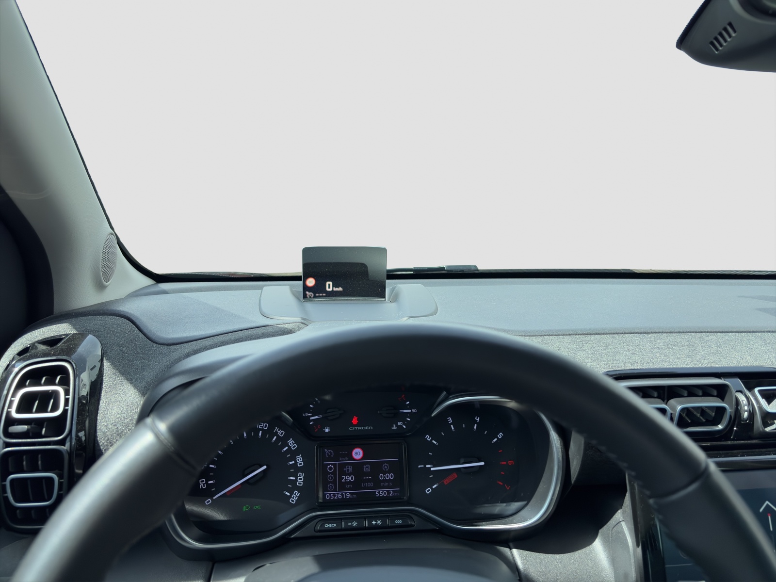 CITROEN C3 Aircross 1.2 PureTech 130 Shine Pack-image-16