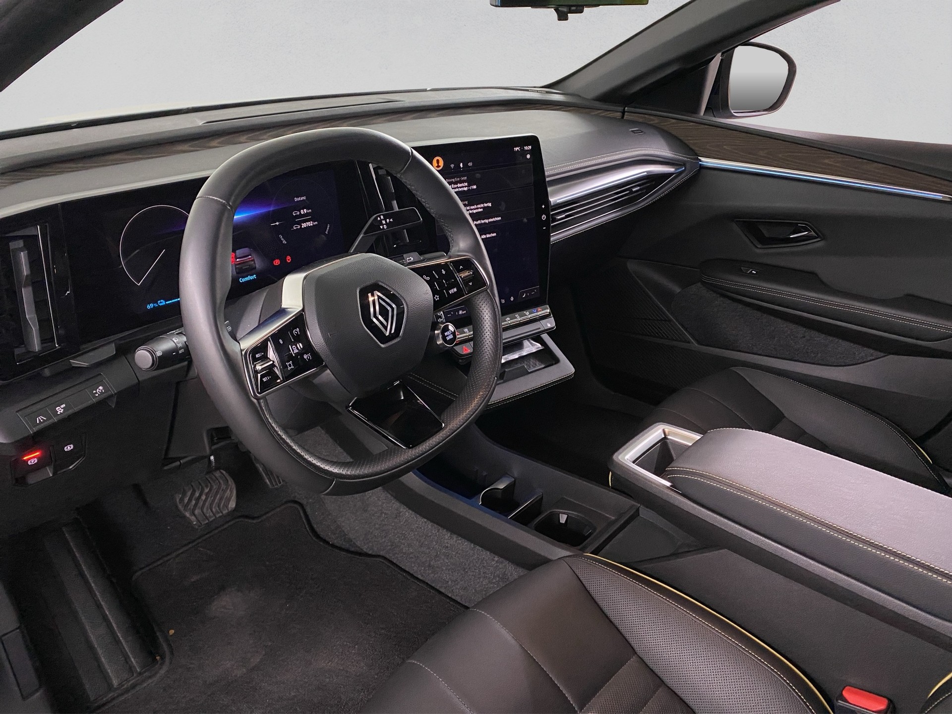 RENAULT Mégane E-TECH EV60 Iconic-image-11