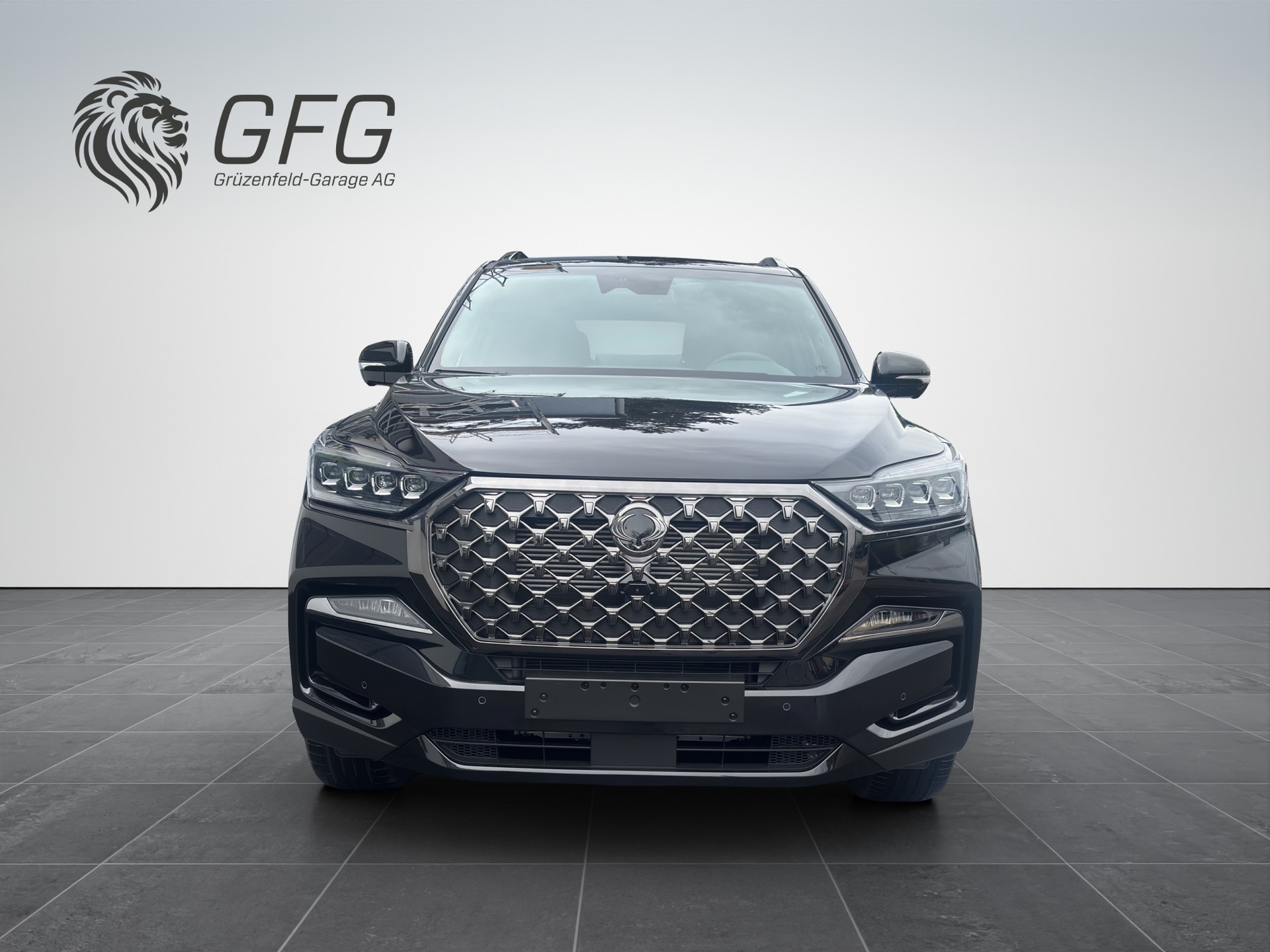 KGM-SsangYong Rexton RX 2.2 TD Black Edition-showroom-element-1