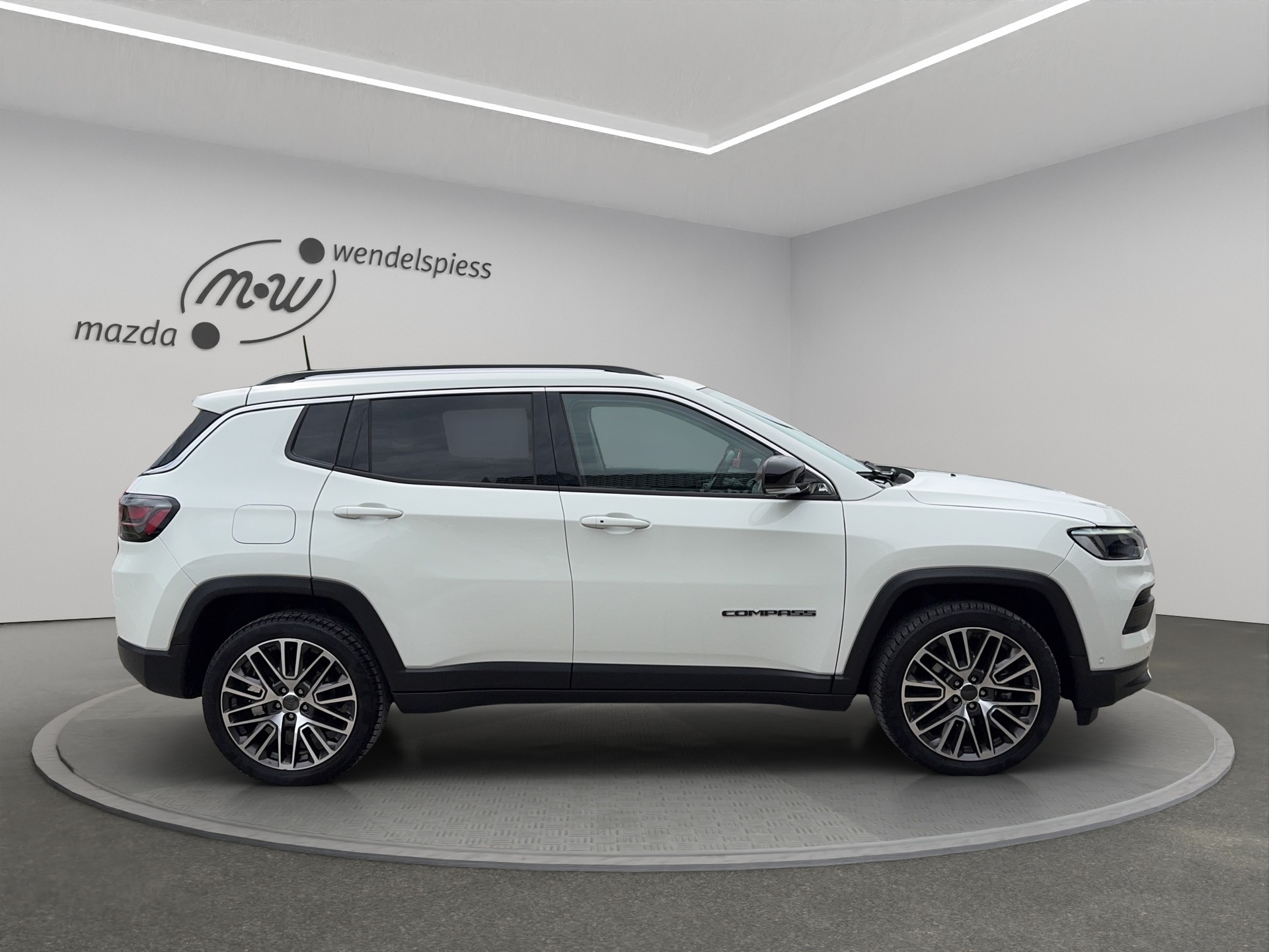 JEEP Compass 4x2 1.3 Turbo Limited DKG-image-9