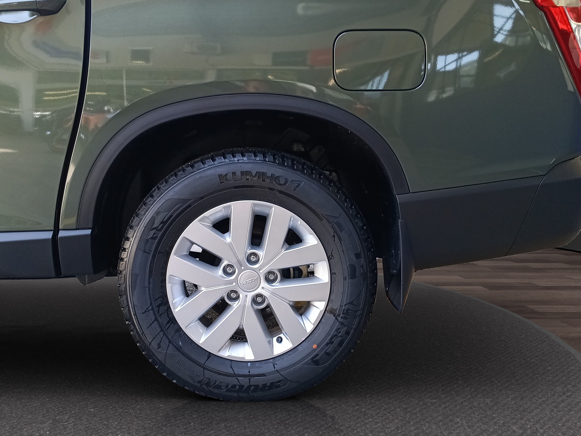 KGM-SsangYong Musso 2.2 Platinum 4WD A-image-19