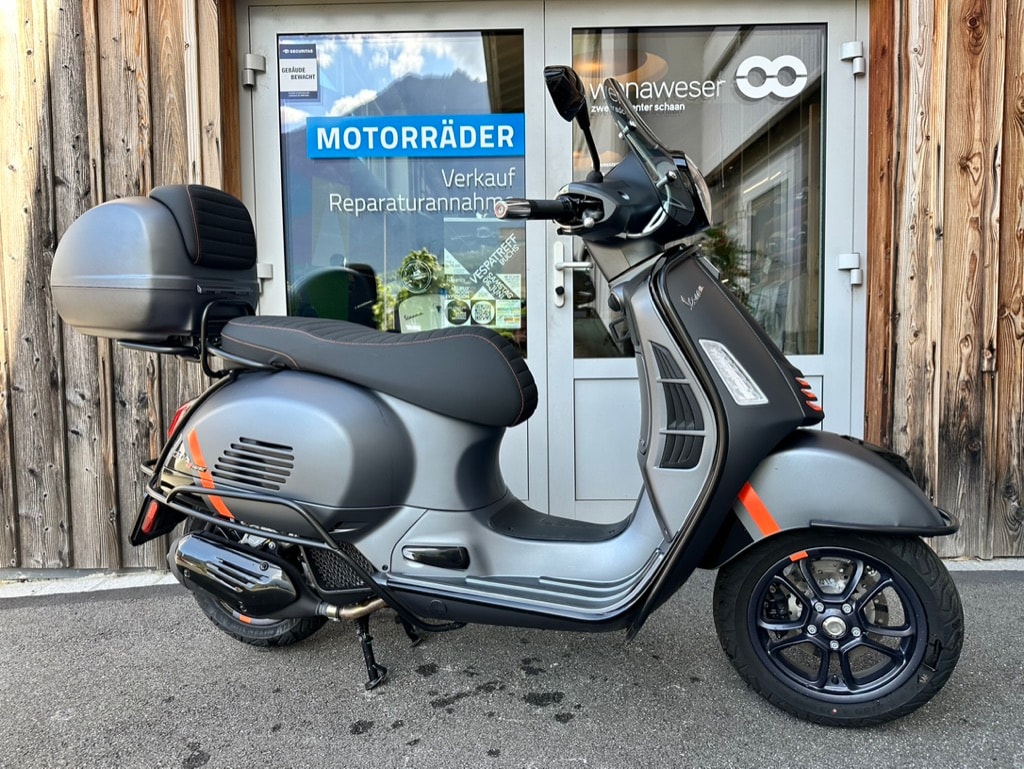 PIAGGIO Vespa GTS 125 Super Sport ABS