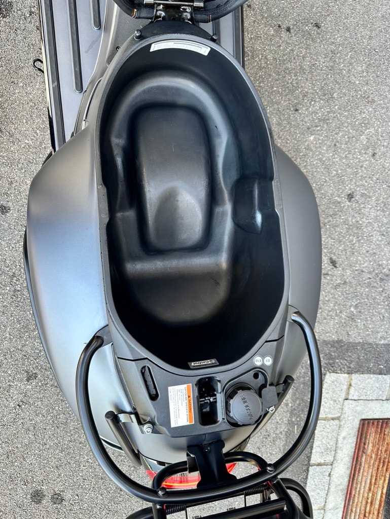 PIAGGIO Vespa GTS 125 Super Sport ABS-image-5