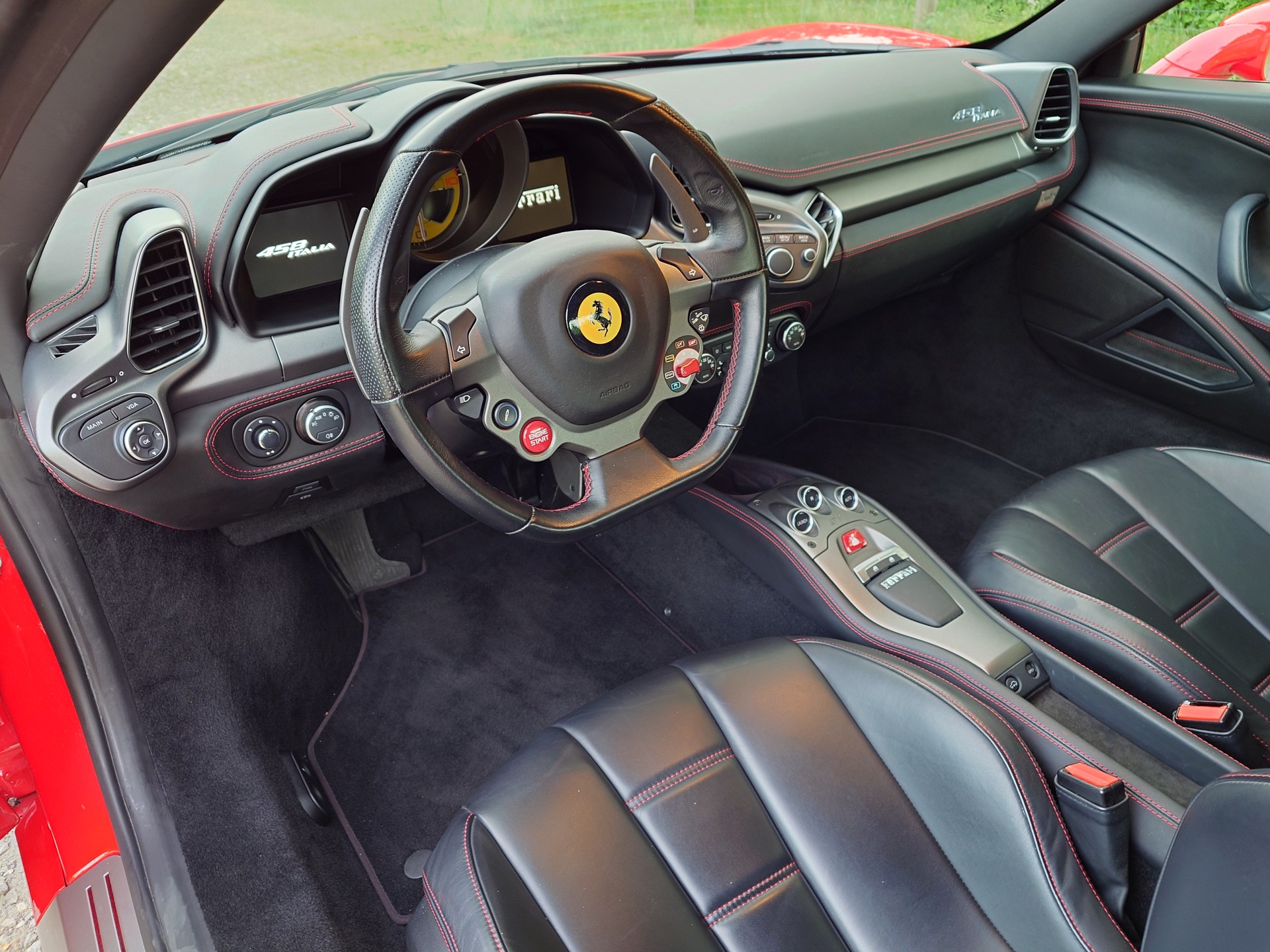 FERRARI 458 Italia 4.5 V8-image-7