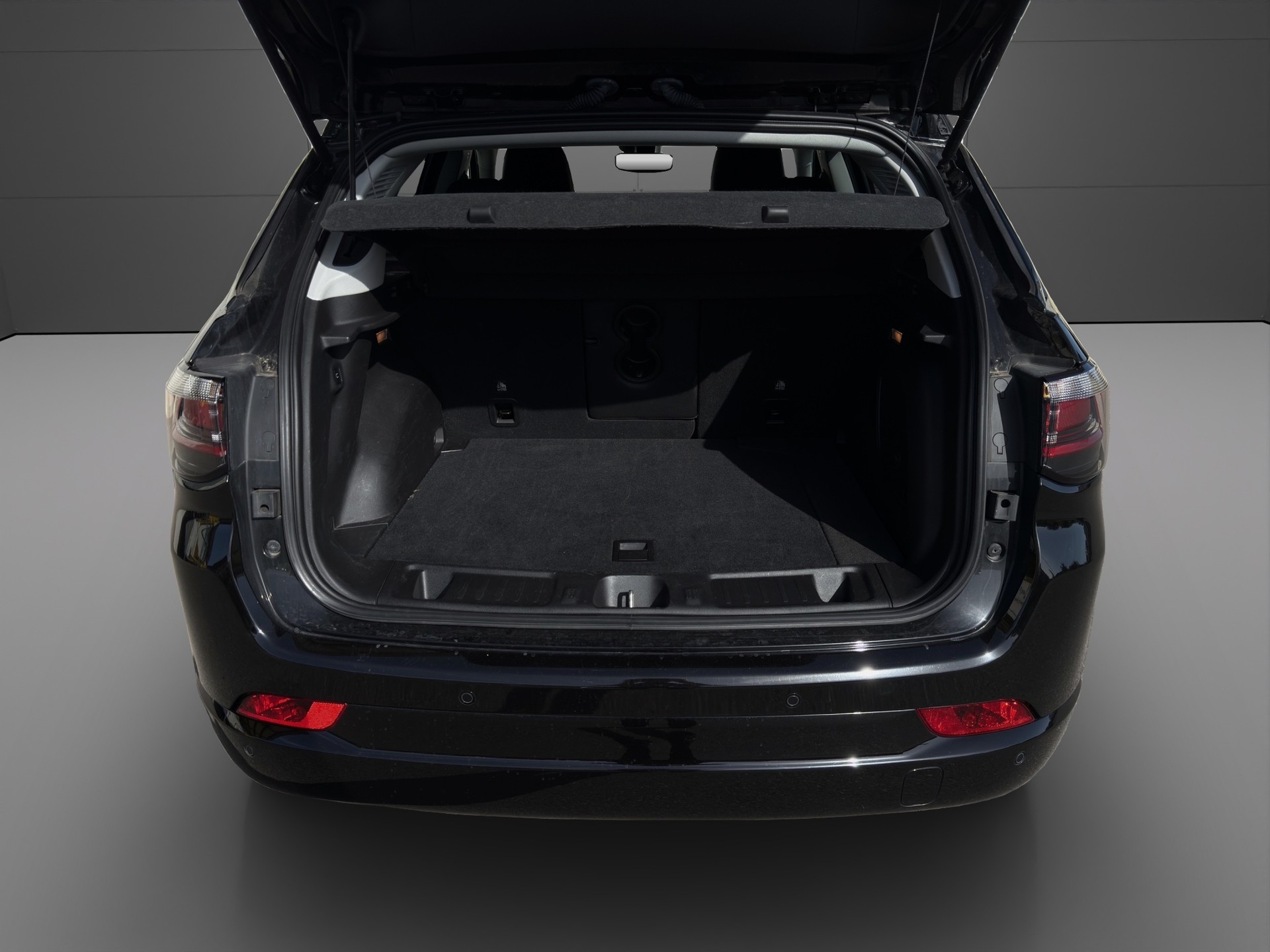 JEEP Compass 1.3 T PHEV S Plus AWD-image-3