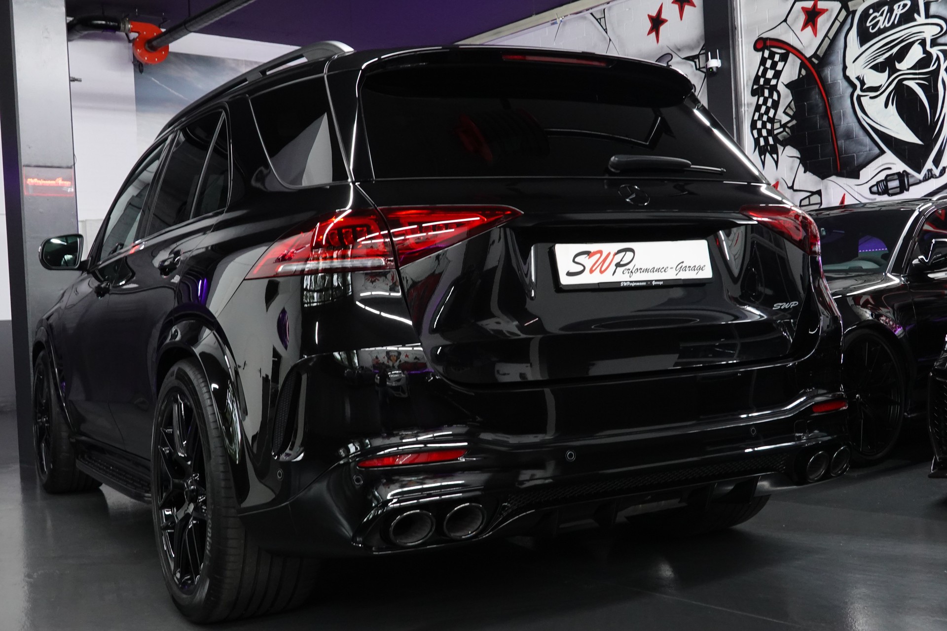 MERCEDES-BENZ GLE 53 AMG 4MATIC+ 9G-SPEEDSHIFT BLACK CH-FZ 7-PLÄTZER ON TOP-image-14