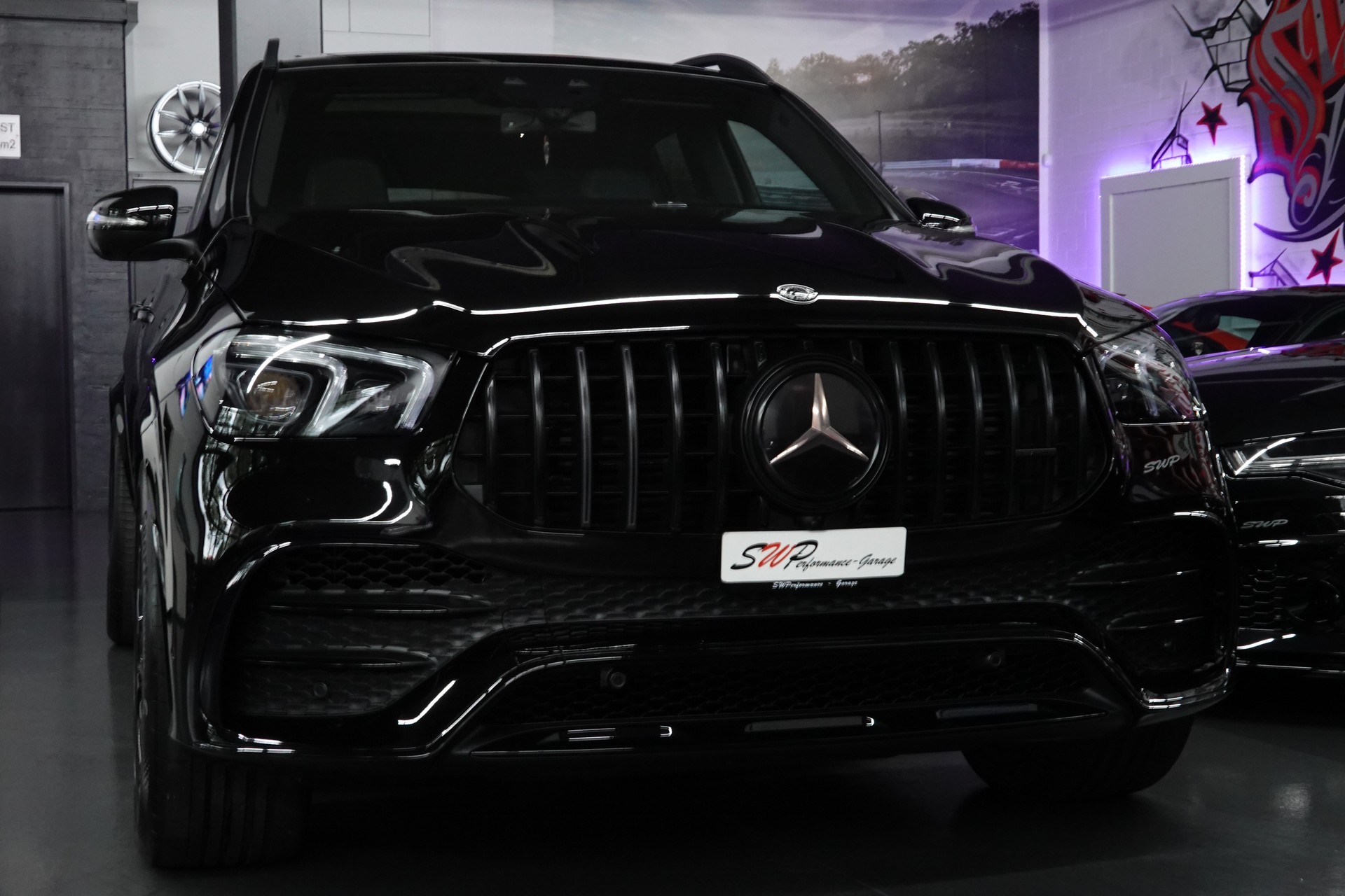 MERCEDES-BENZ GLE 53 AMG 4MATIC+ 9G-SPEEDSHIFT BLACK CH-FZ 7-PLÄTZER ON TOP-image-17