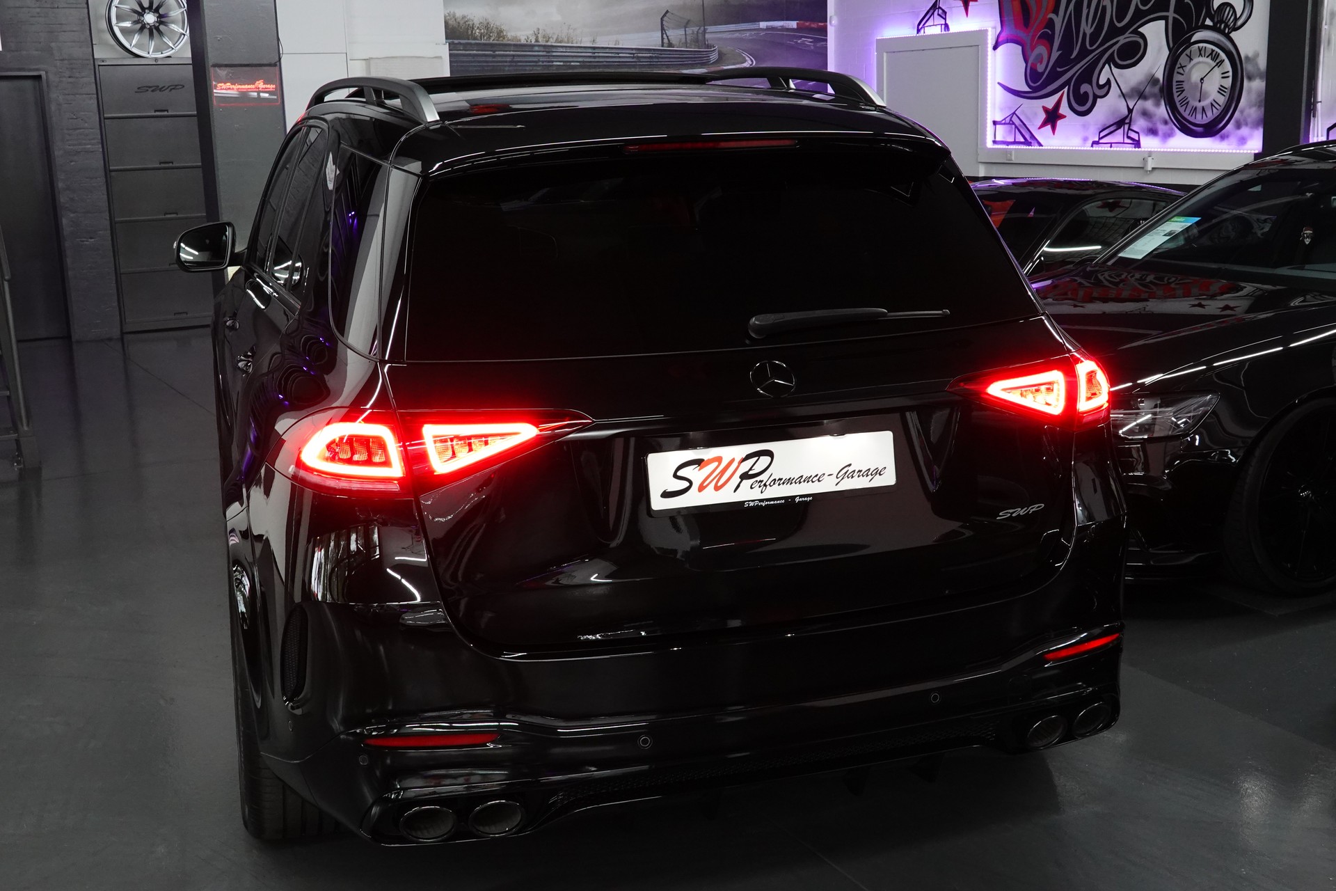 MERCEDES-BENZ GLE 53 AMG 4MATIC+ 9G-SPEEDSHIFT BLACK CH-FZ 7-PLÄTZER ON TOP-image-10