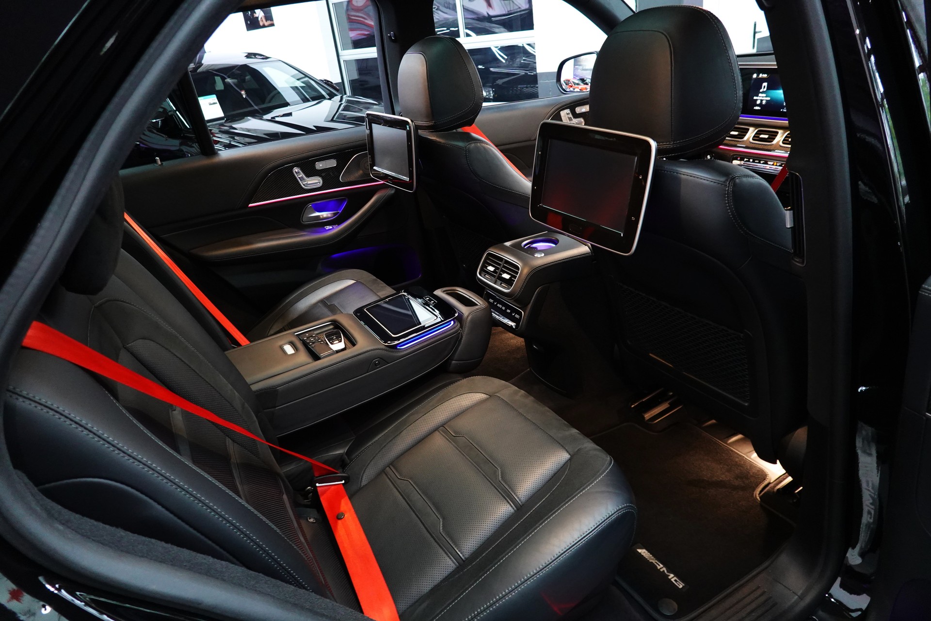 MERCEDES-BENZ GLE 53 AMG 4MATIC+ 9G-SPEEDSHIFT BLACK CH-FZ 7-PLÄTZER ON TOP-image-41