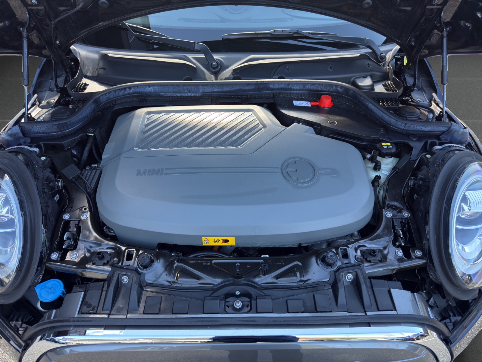 MINI Cooper SE-image-18