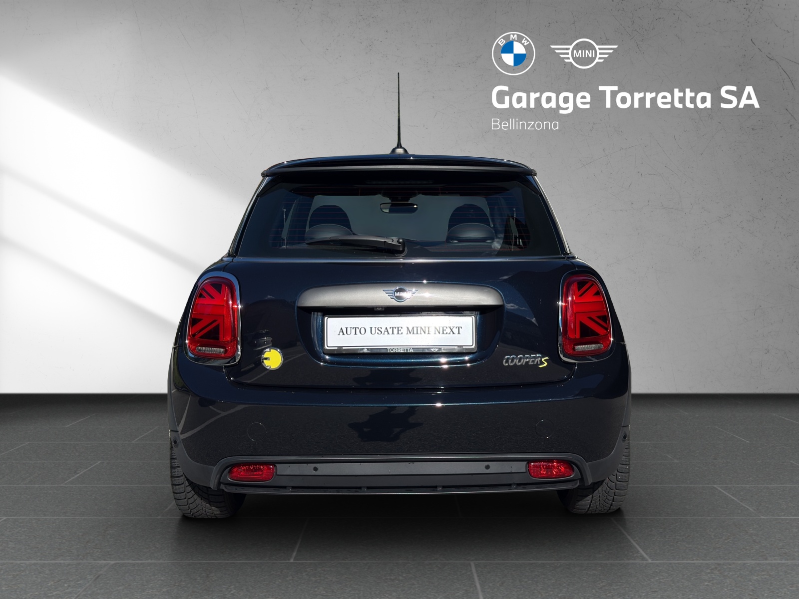 MINI Cooper SE-image-3