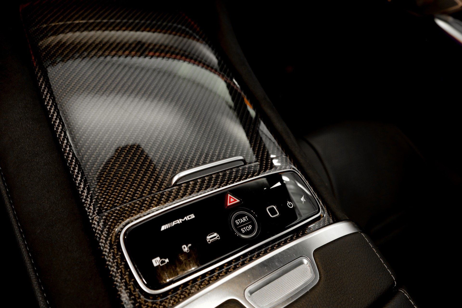 MERCEDES-BENZ EQE 43 AMG 4 Matic-image-17