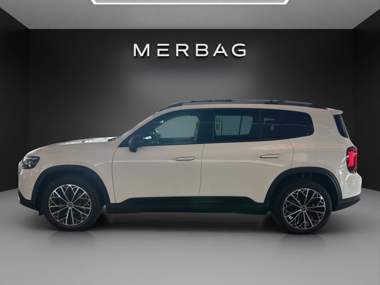 MERCEDES-BENZ GLB 350 85kWh EQ 4 Matic-image-2