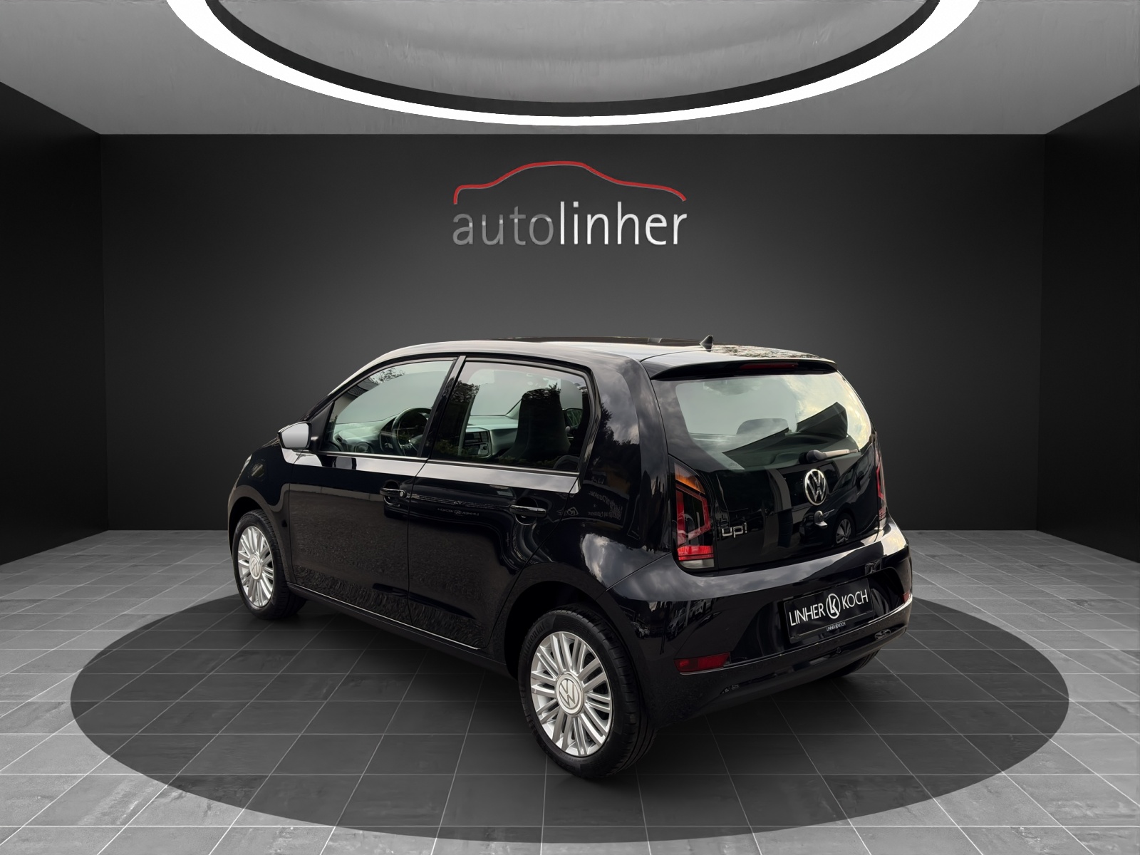 VW Up 1.0 MPI Black Edition-image-2