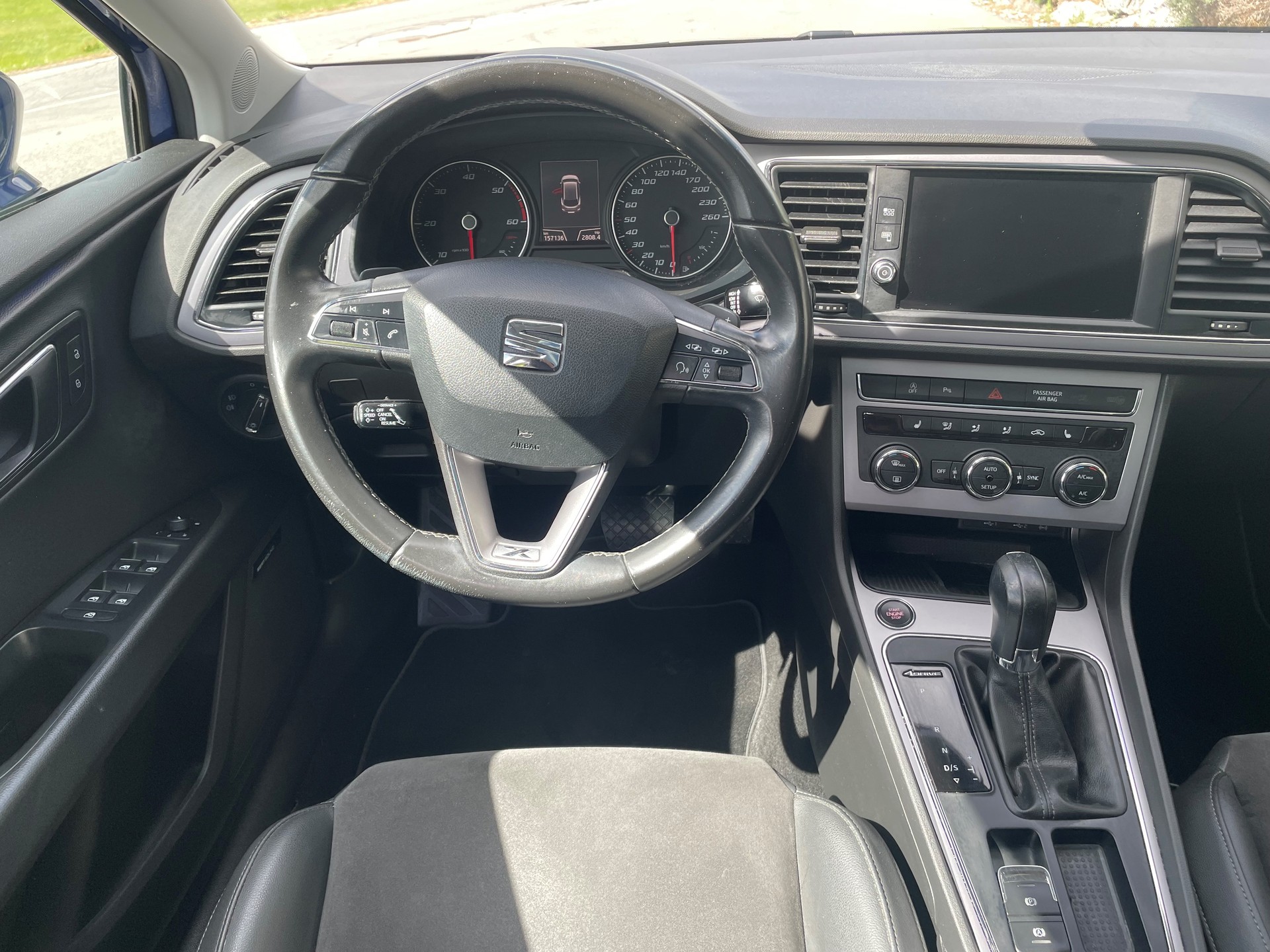 SEAT Leon ST 2.0 TDI Xcellence 4Drive DSG-image-5