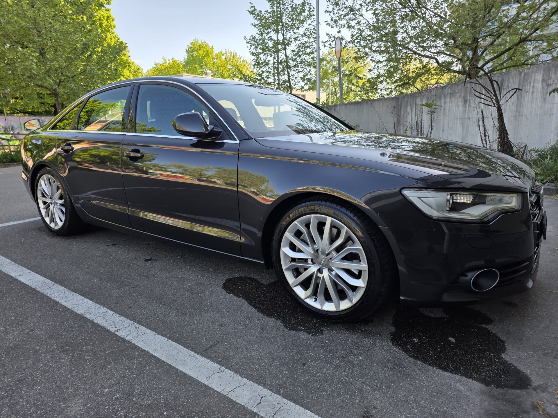 AUDI 3.0 V6 TFSI quattro S-Tr.-image-1