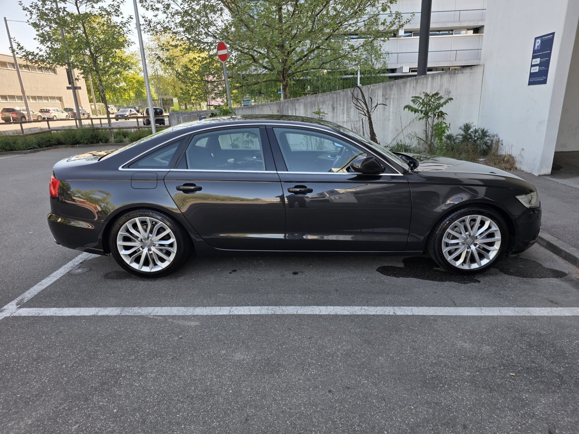AUDI 3.0 V6 TFSI quattro S-Tr.